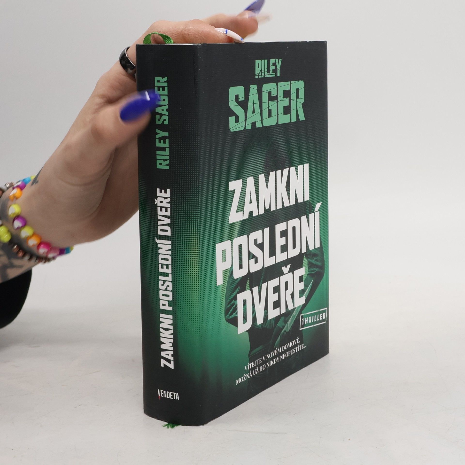 Todd Ritter Zamkni poslední dveře