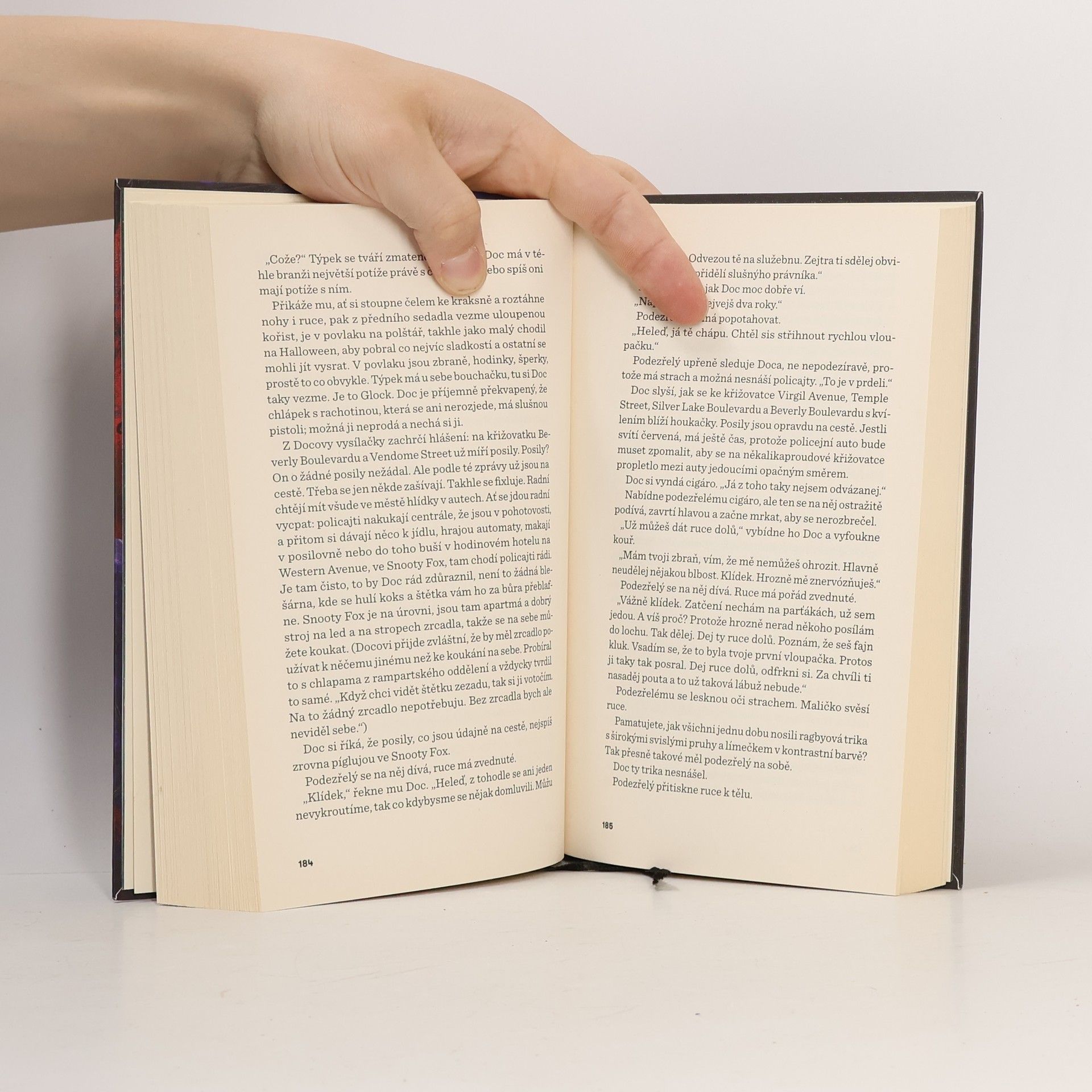 Rachel Kushner Noční klub Mars