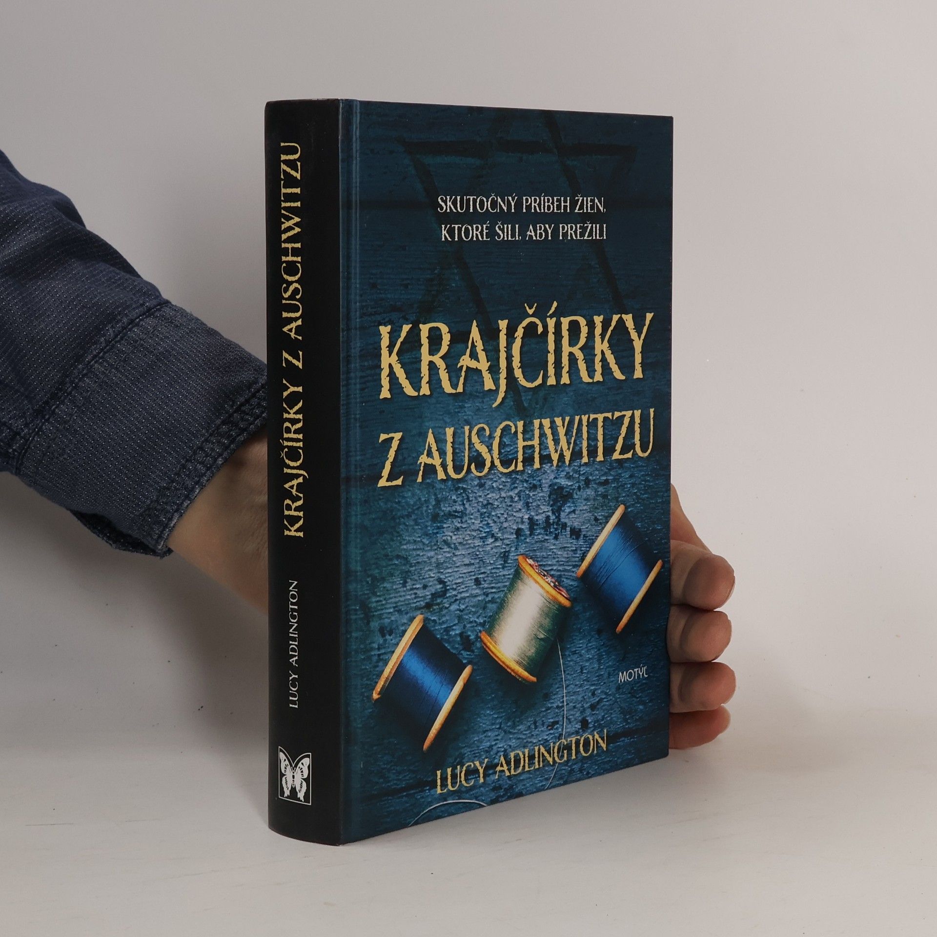 Lucy Adlington Krajčírky z Auschwitzu