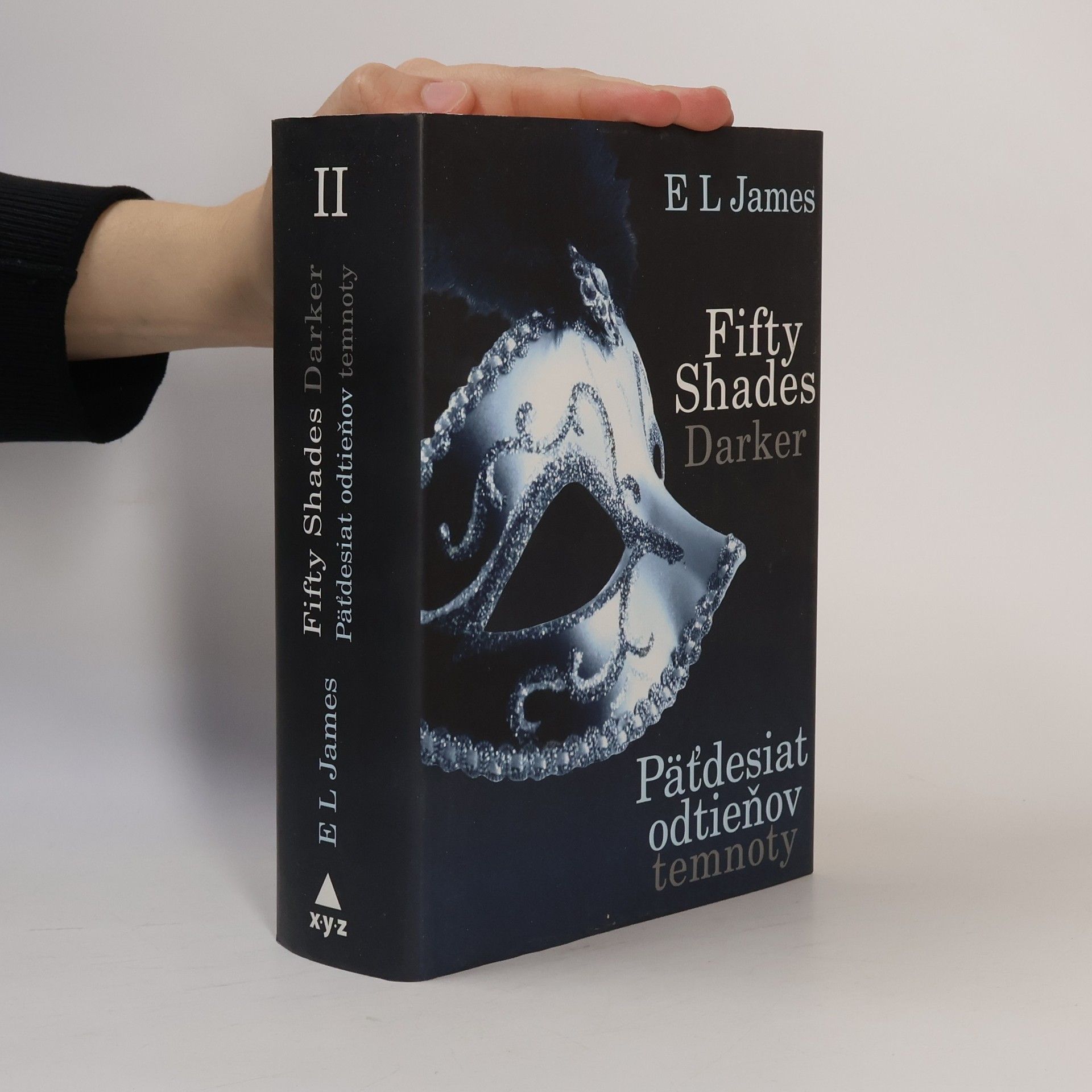 E. L. James Päťdesiat odtieňov temnoty