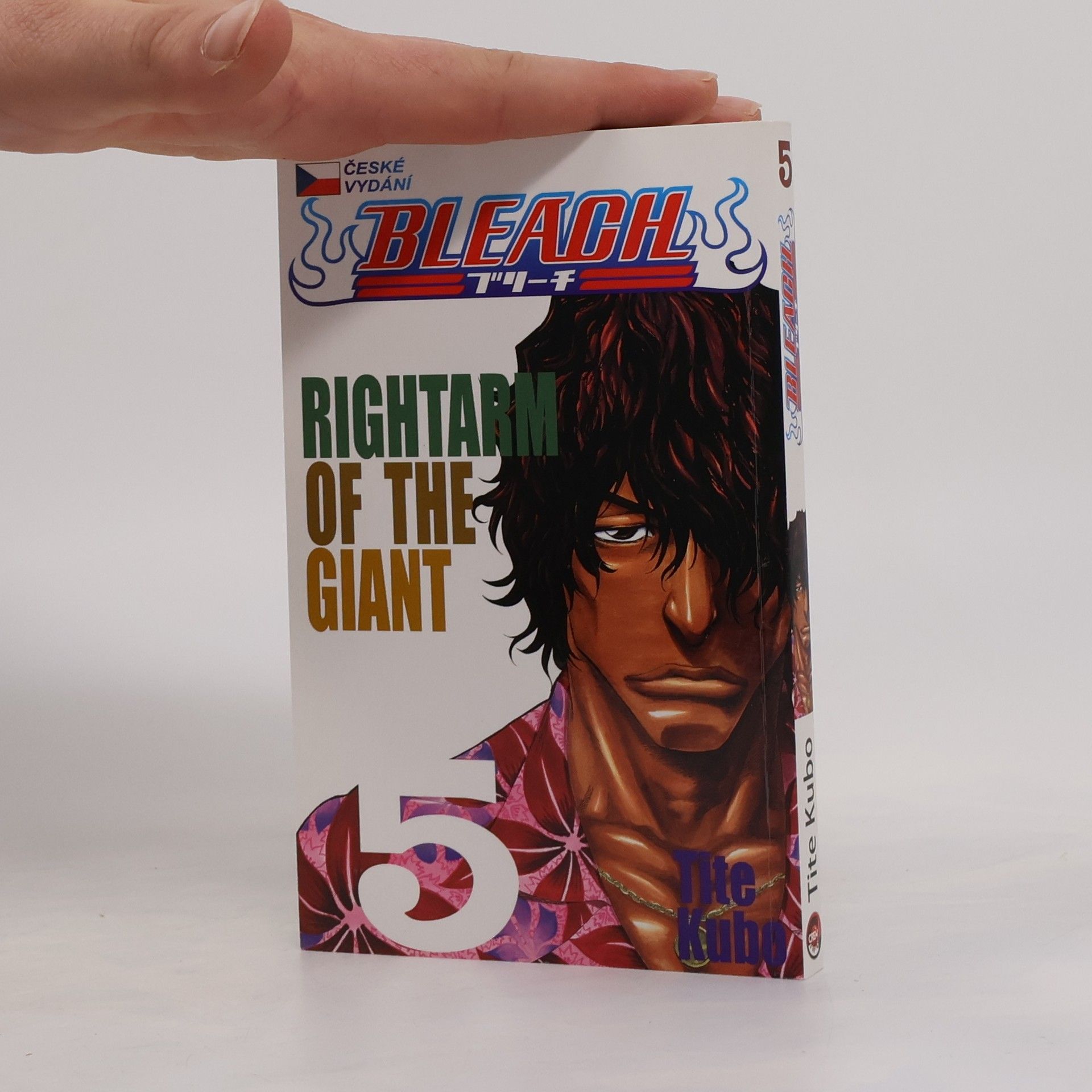Tite Kubo Bleach. 5, Rightarm of the giant. česky