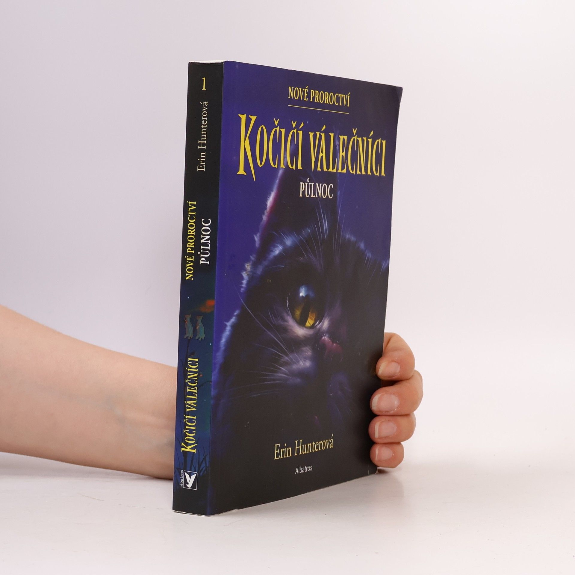 Erin Hunter Kočičí válečníci: Nové proroctví (1) - Půlnoc