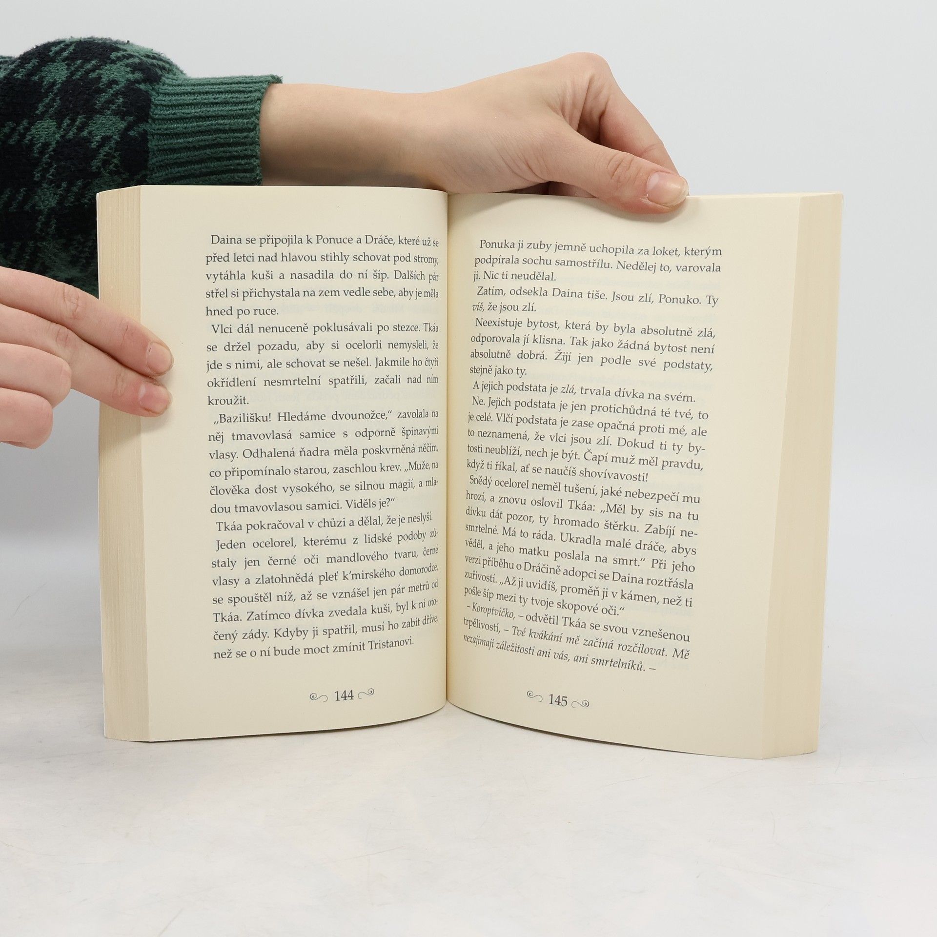 Tamora Pierce Nespoutaná magie. II., Strážkyně vlčí síly
