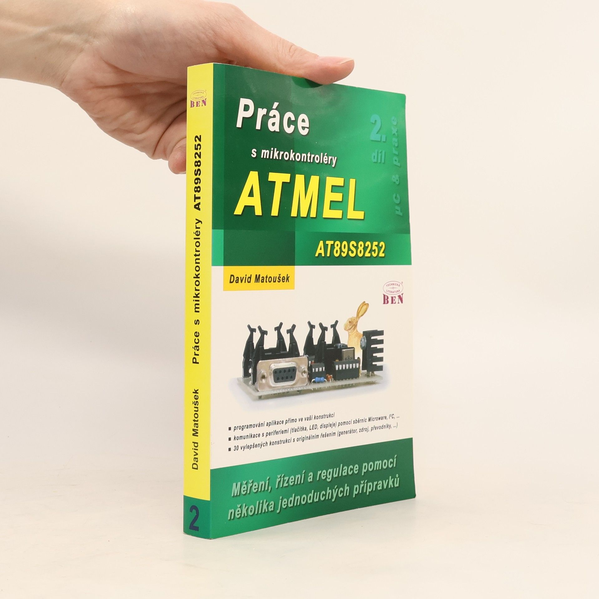 Práce s mikrokontroléry ATMEL. 2. díl, ATMEL AT89S8252
