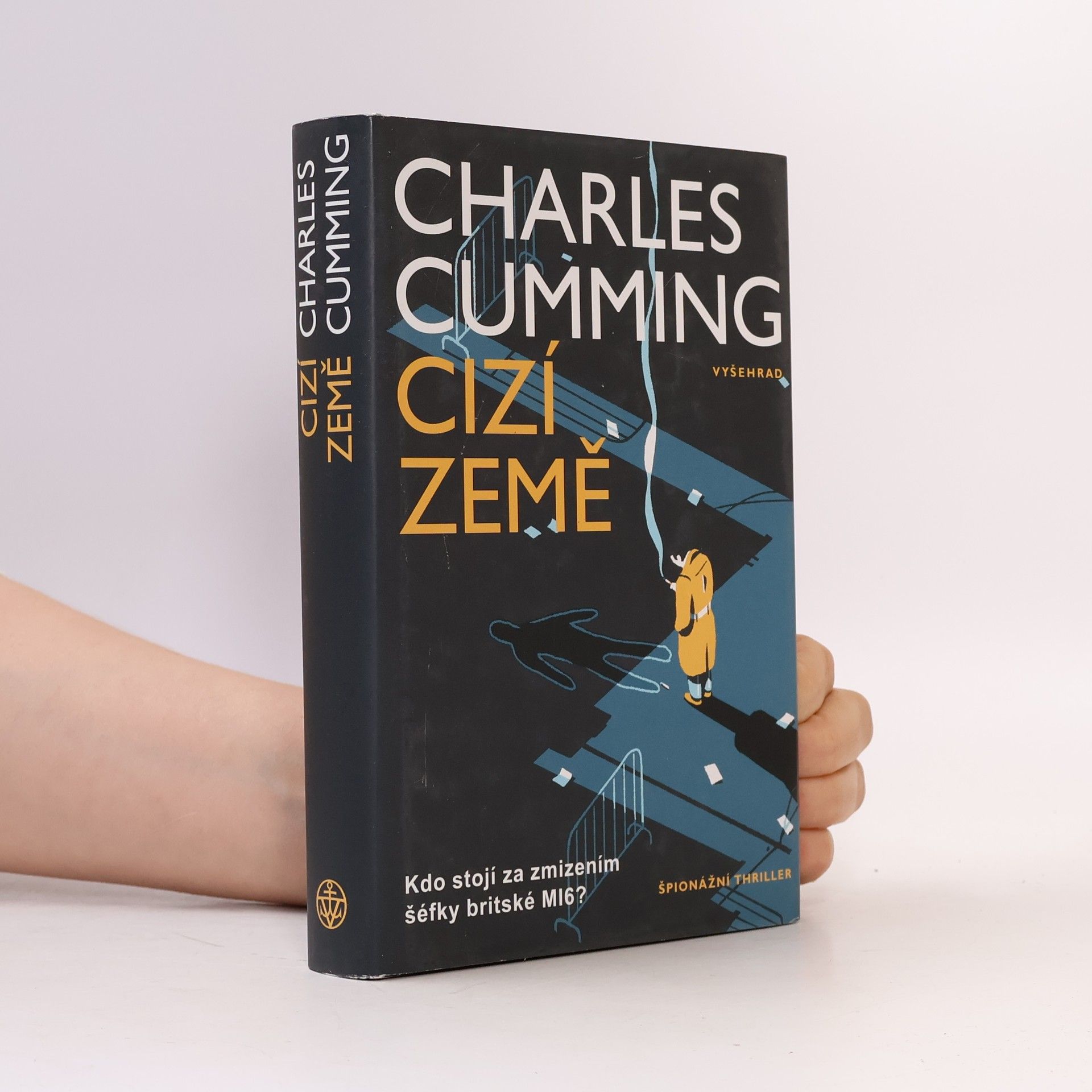 Charles Cumming Cizí země