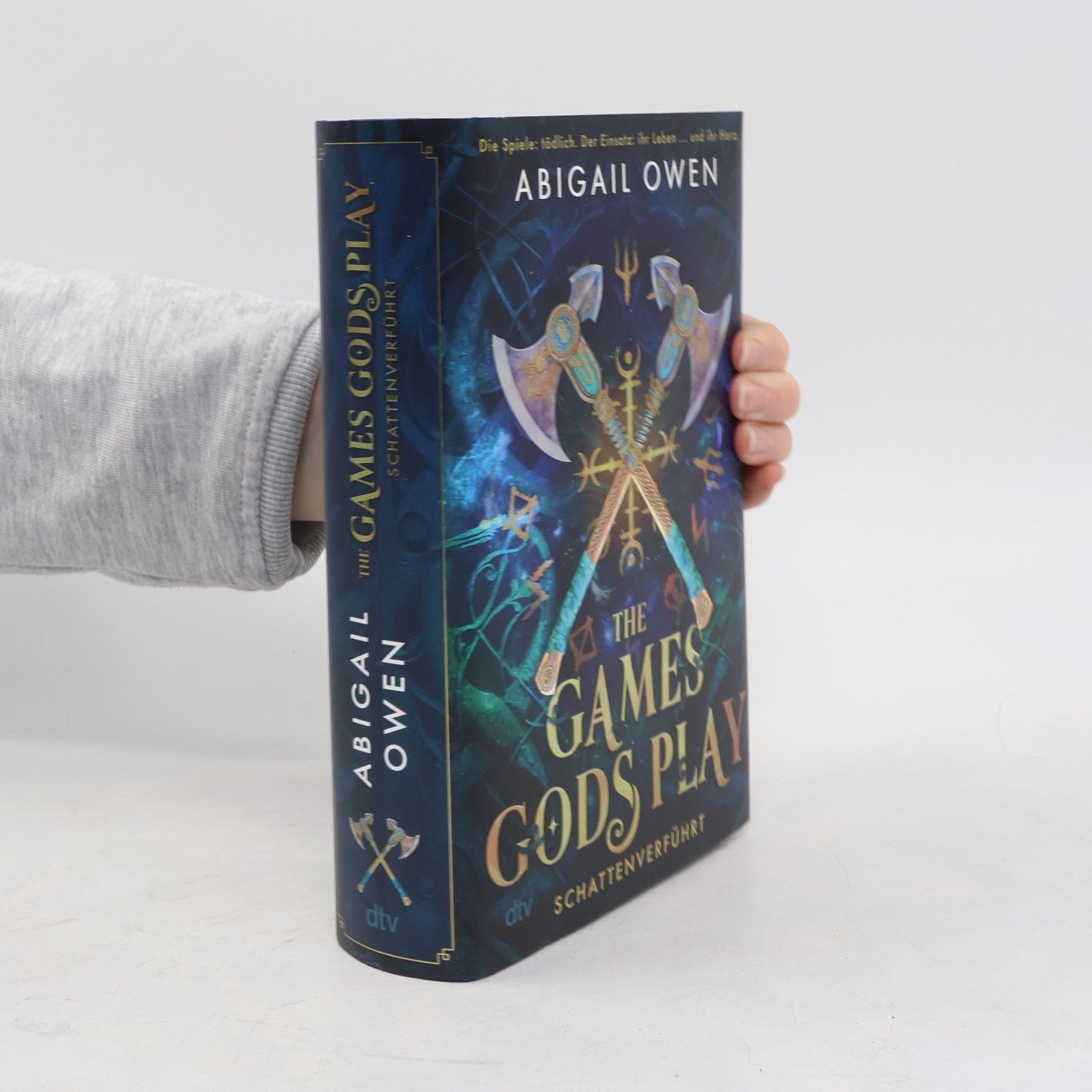Abigail Owen The Games Gods Play / Schattenverführt Bd.1 (Deluxe-Ausgabe)