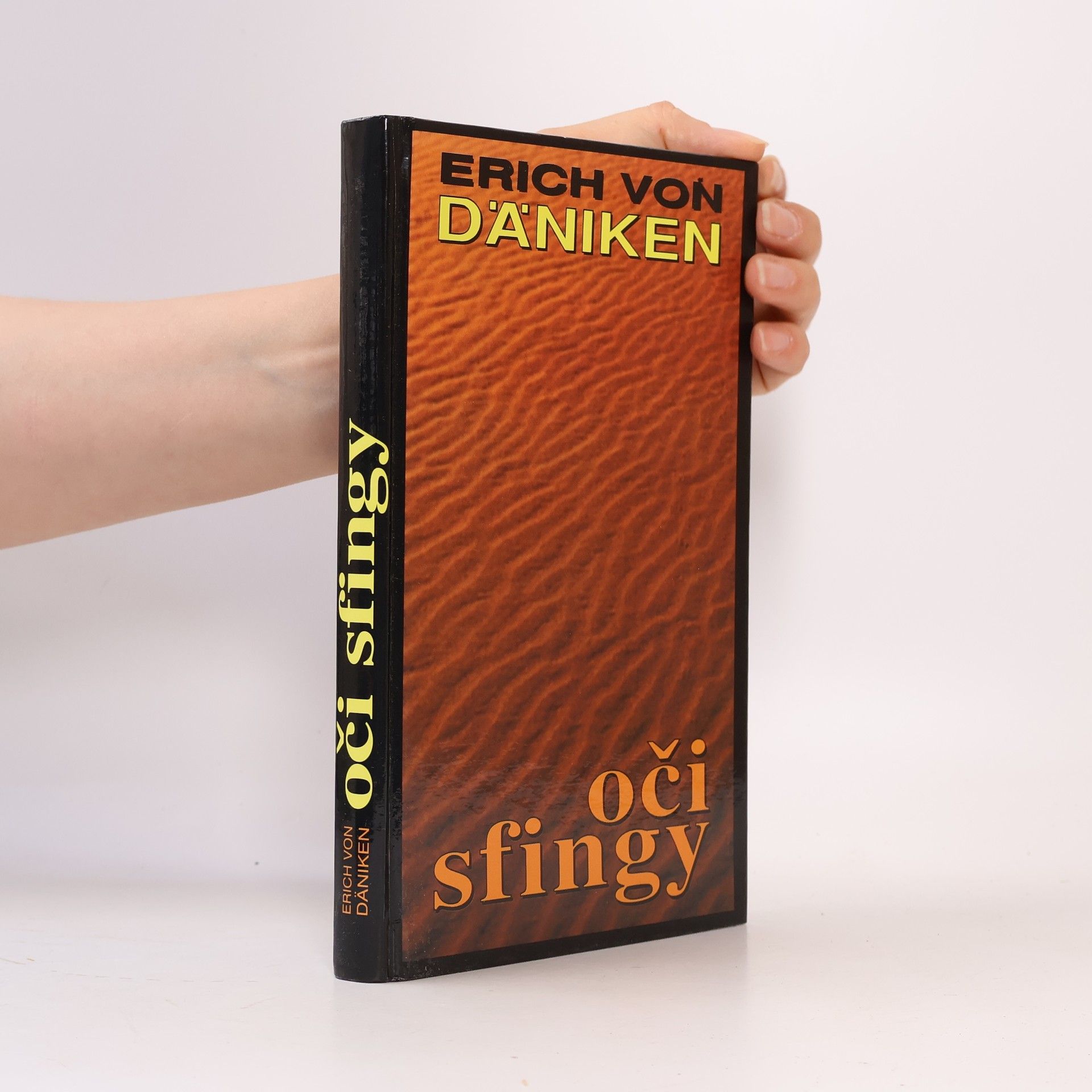 Erich von Däniken Oči sfingy