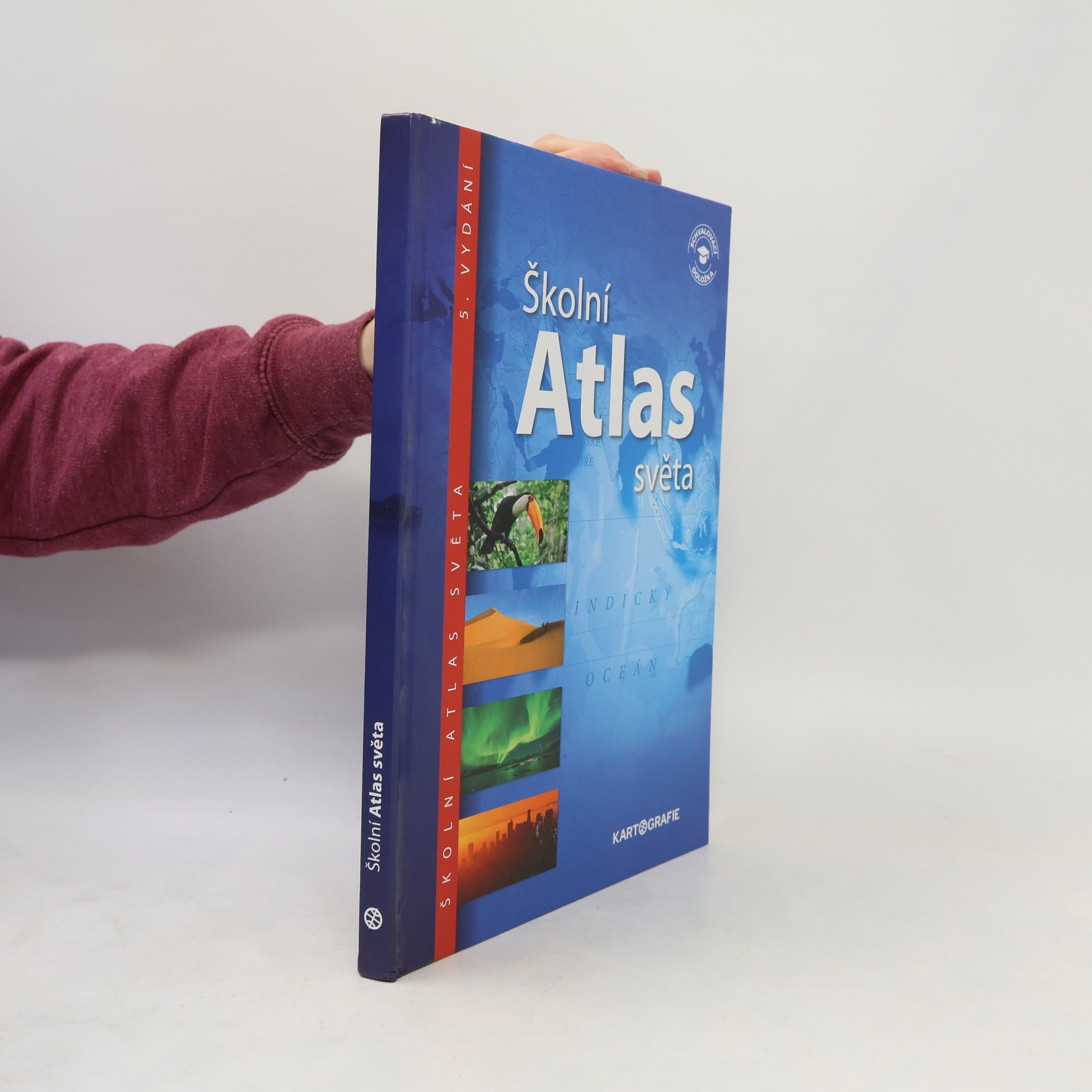 Kolektív autorov Školní atlas světa
