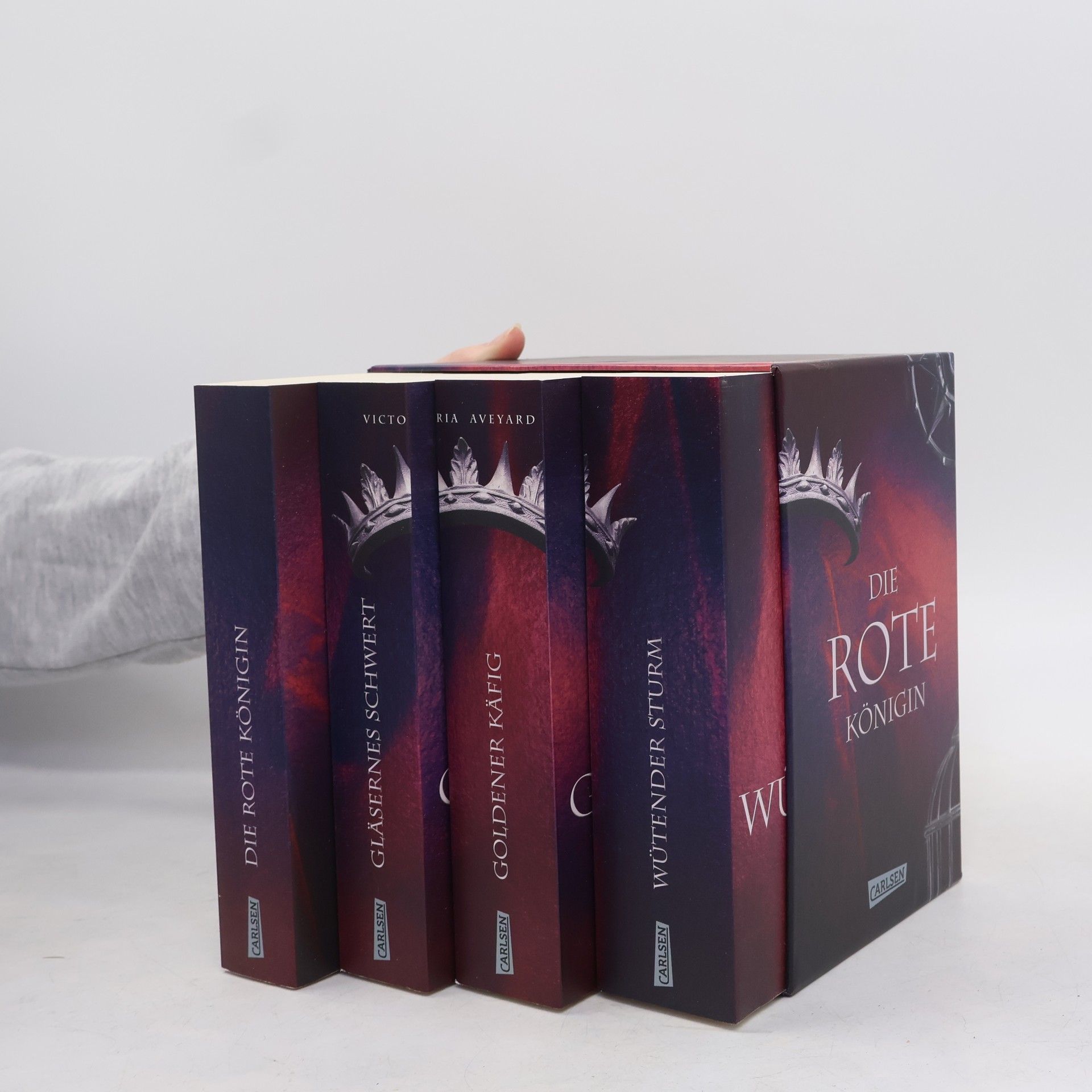 Victoria Aveyard Die rote Königin 1-4