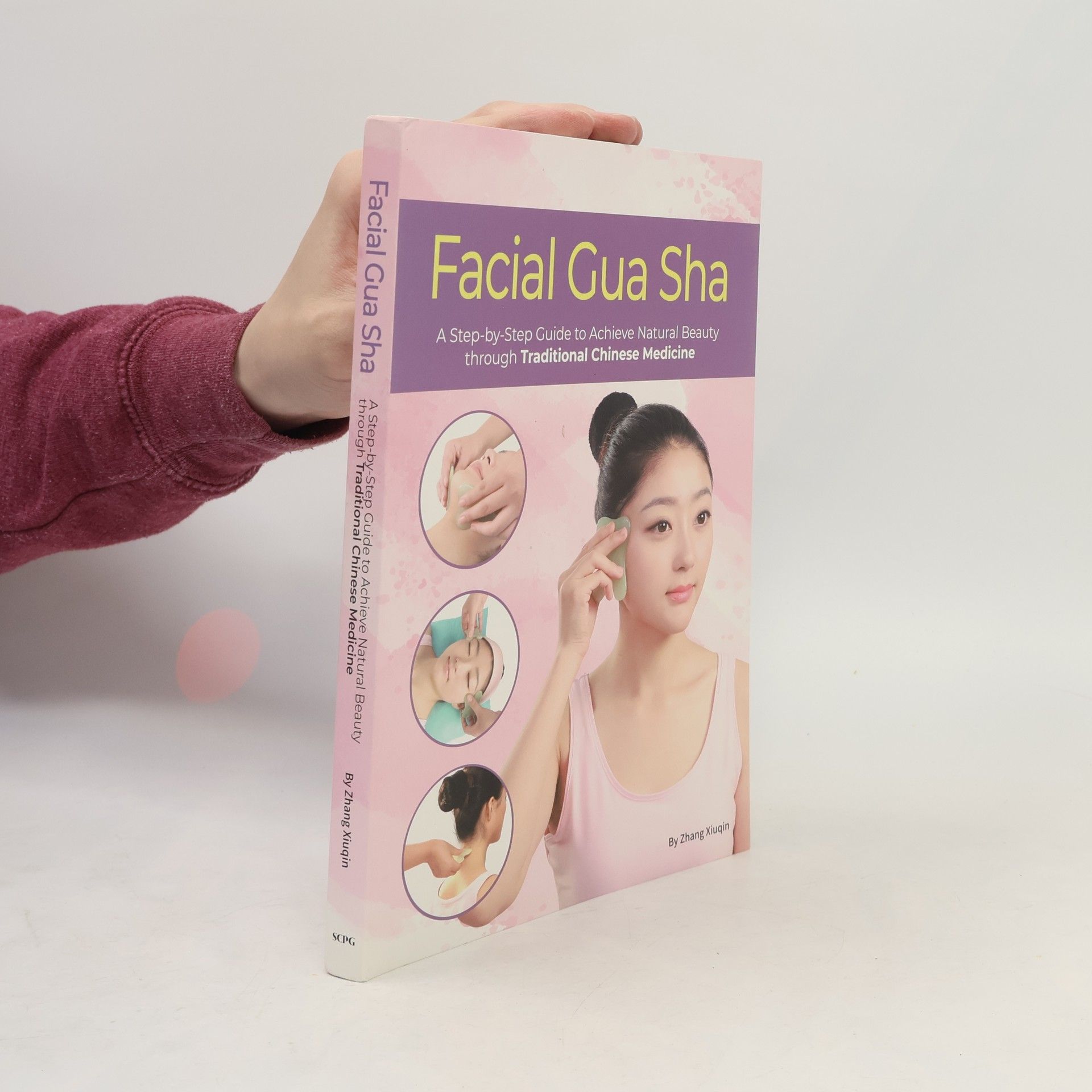 Xiuqin Zhang Facial Gua Sha