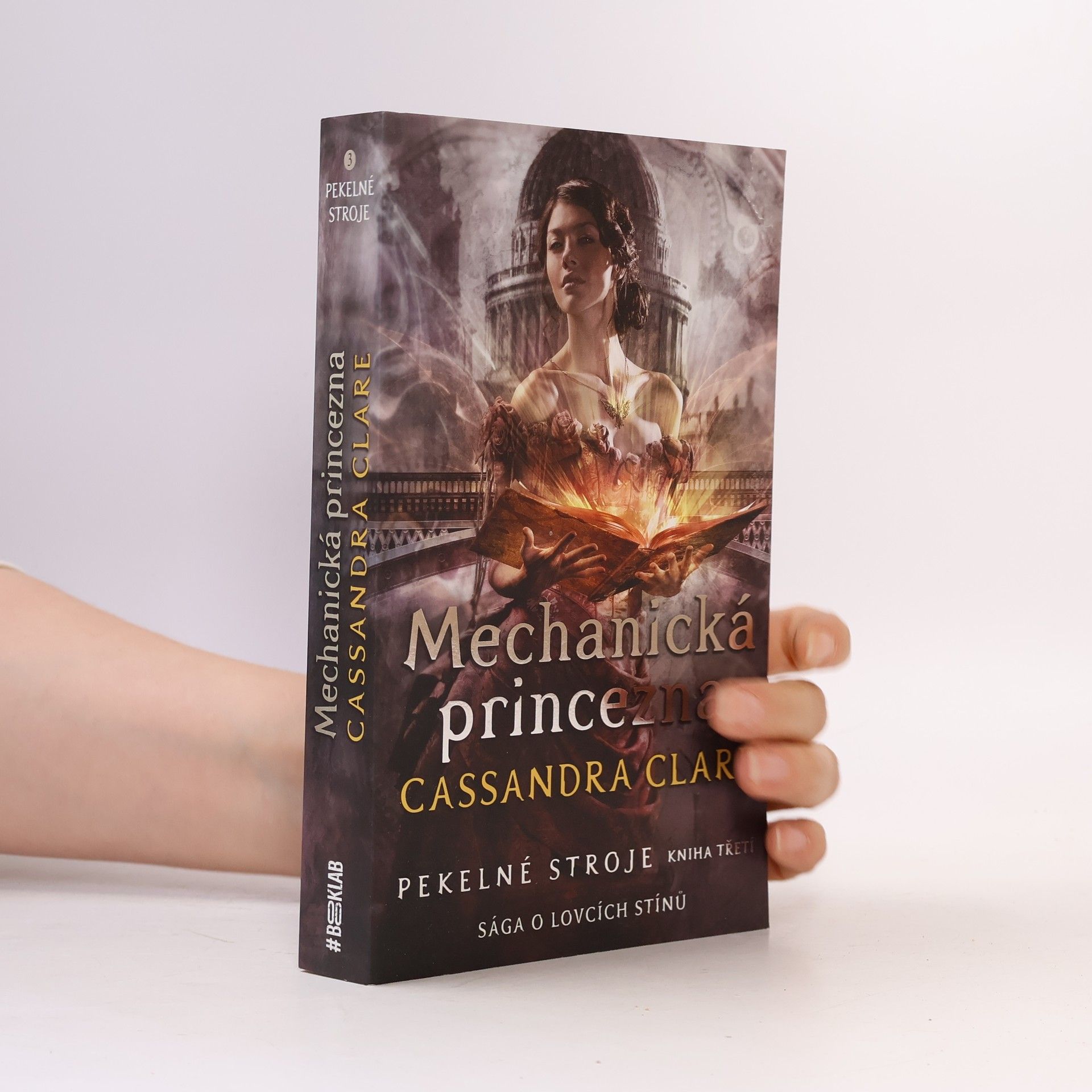 Cassandra Clare Mechanická princezna