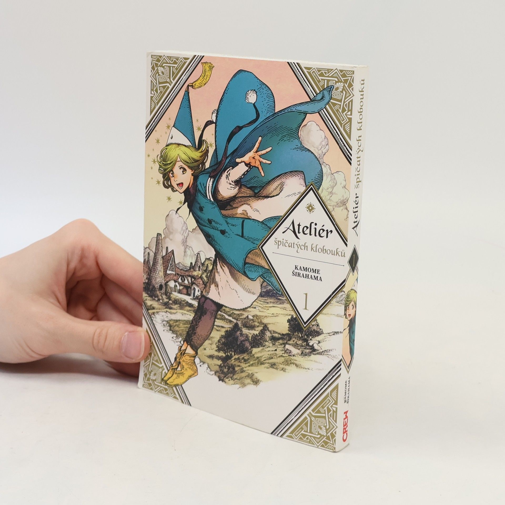 Kamome Shirahama Ateliér špičatých klobouků 1