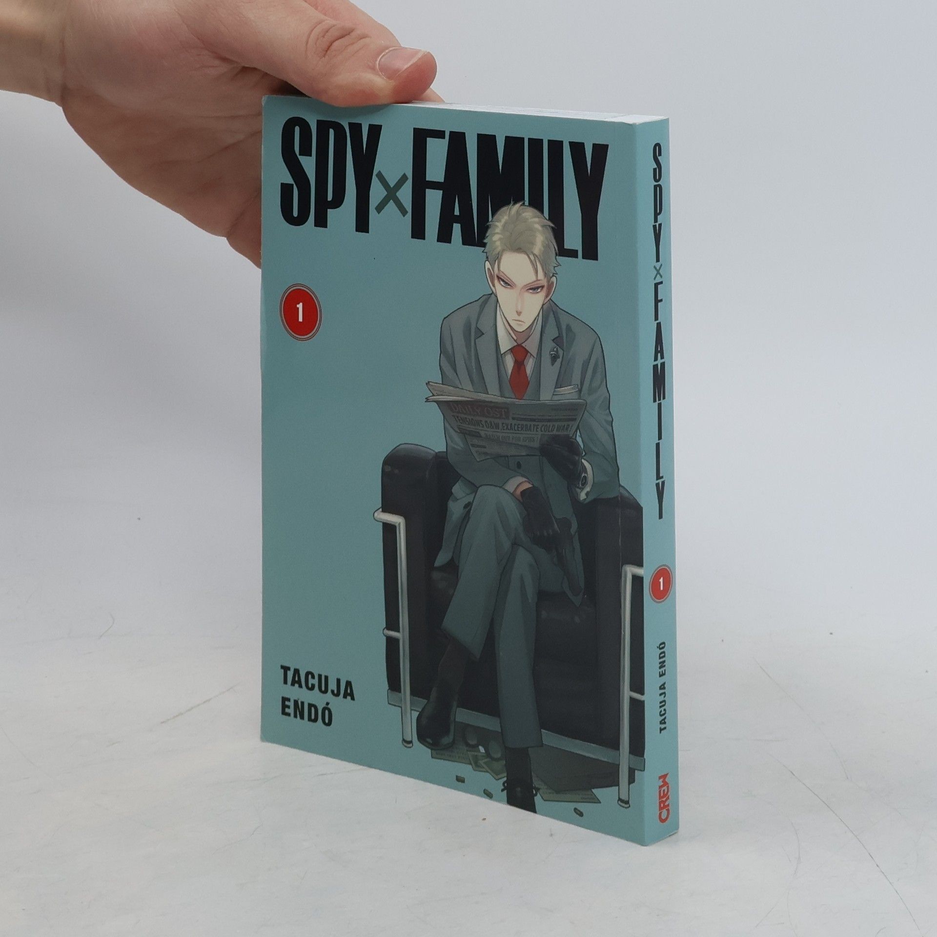 Tacuja Endó Spy x Family 1