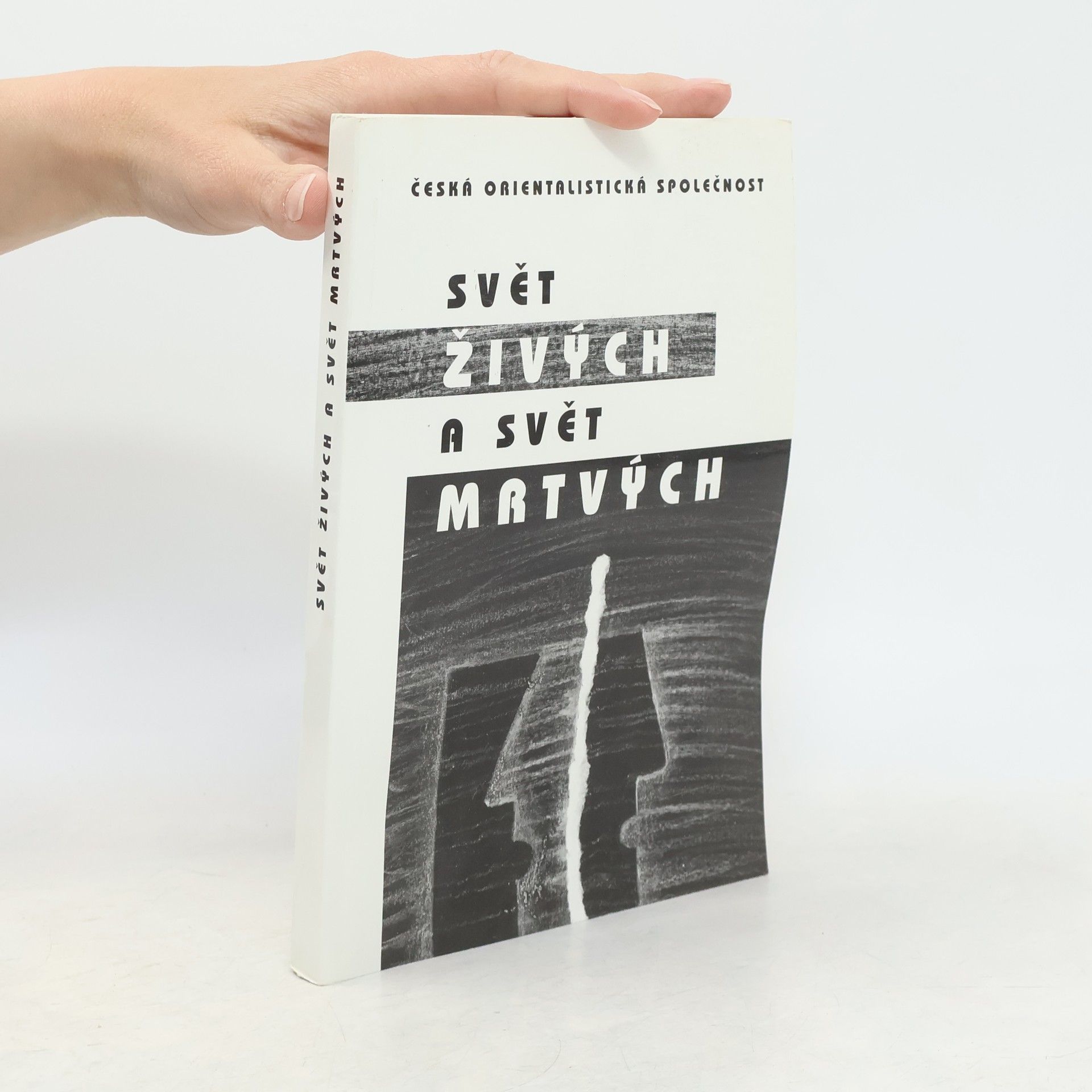 Ľubica Obuchová Svět živých a svět mrtvých