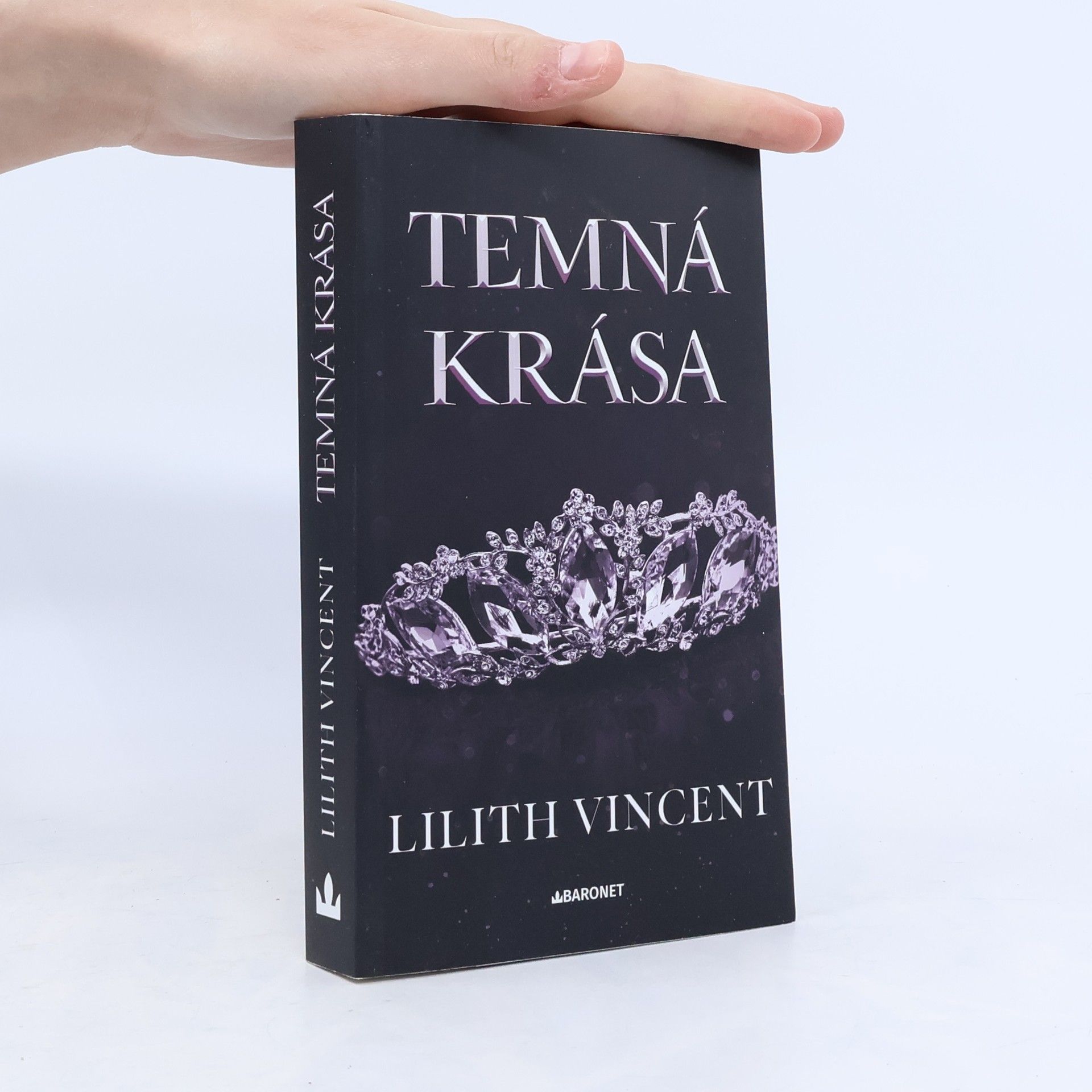 Chloe Chastaine Temná krása