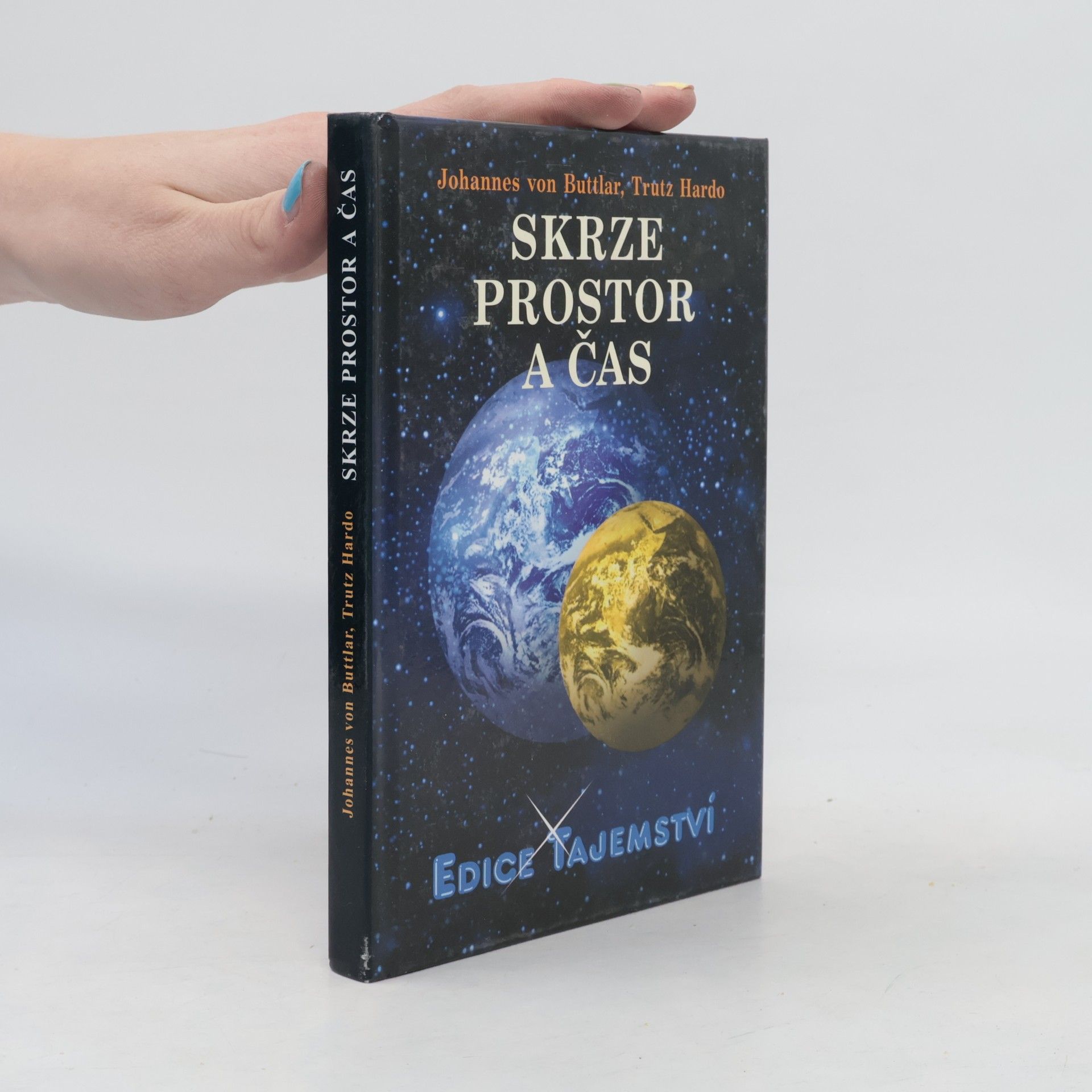 Skrze prostor a čas