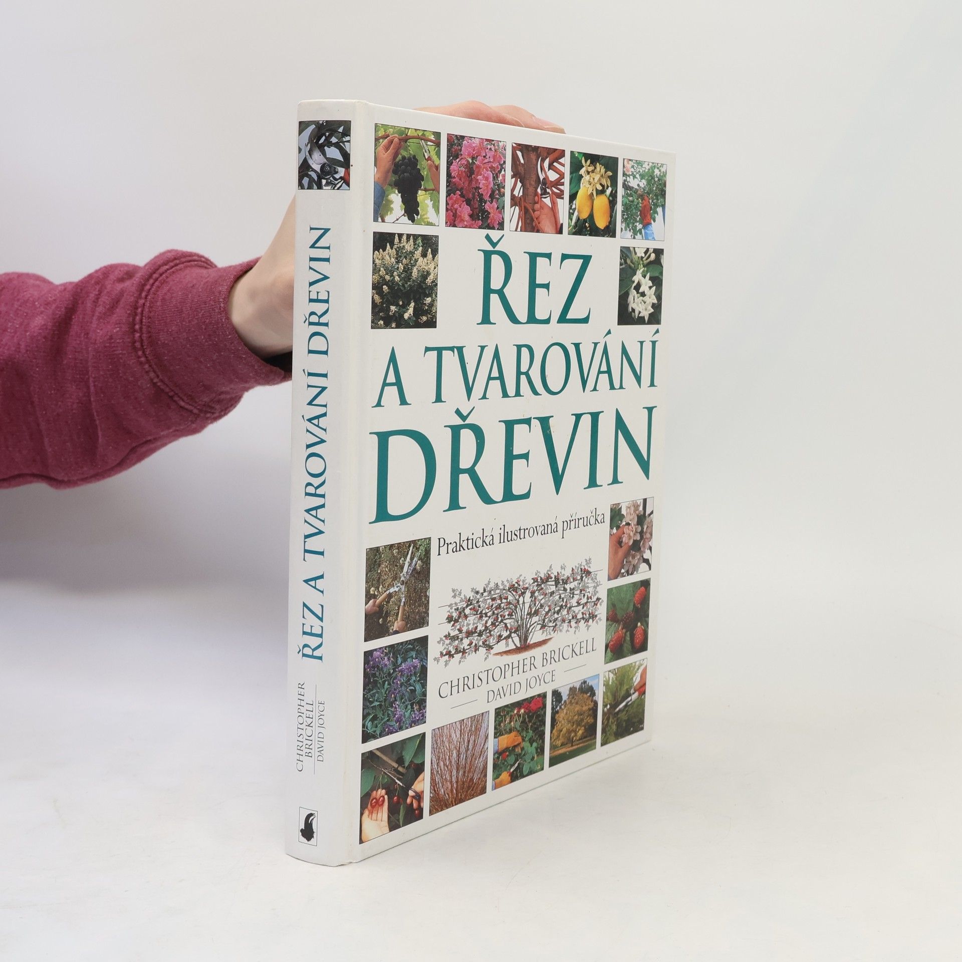 Christopher Brickell Řez a tvarování dřevin