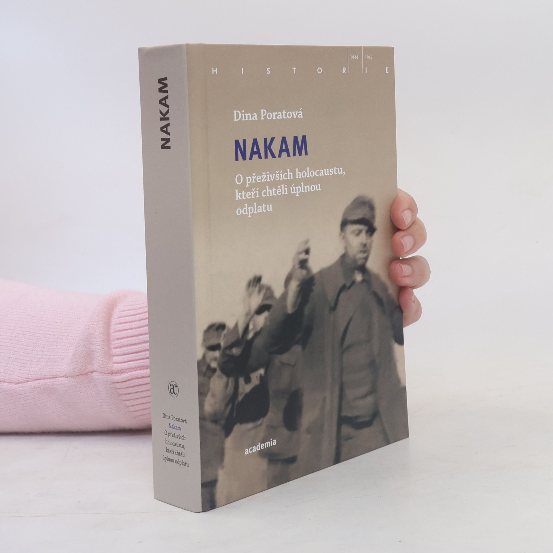 Nakam
