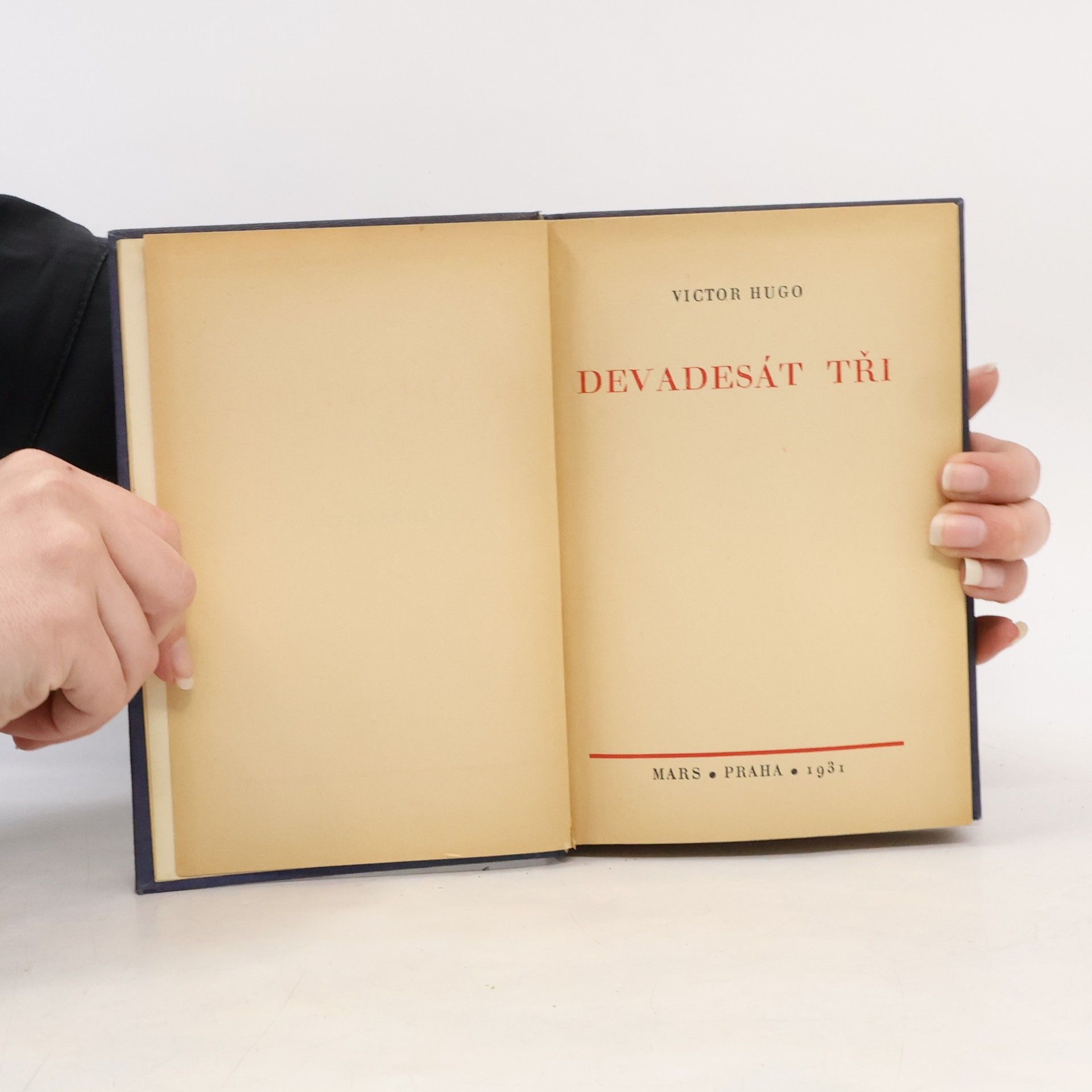 Victor Hugo Devadesát tři