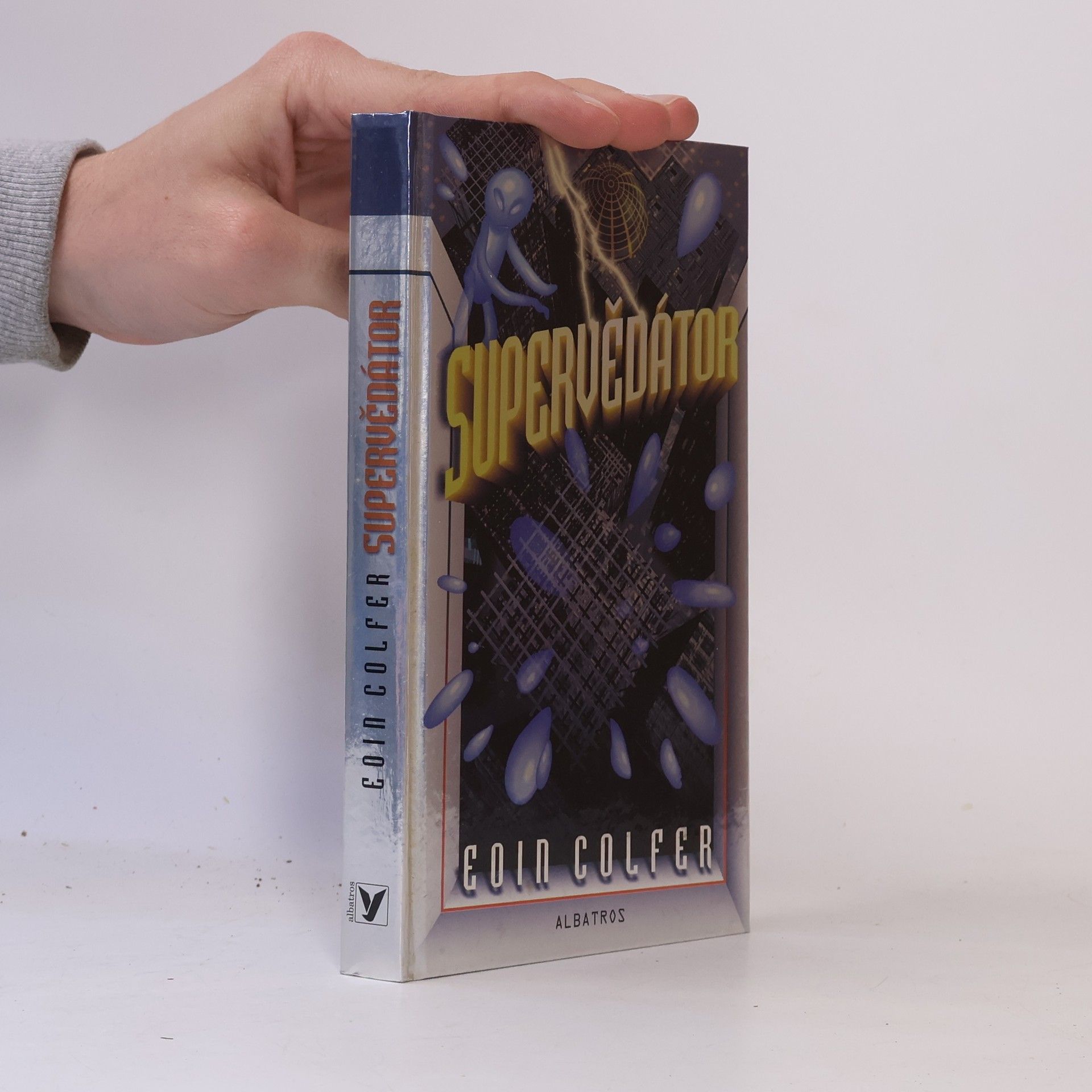 Eoin Colfer Supervědátor