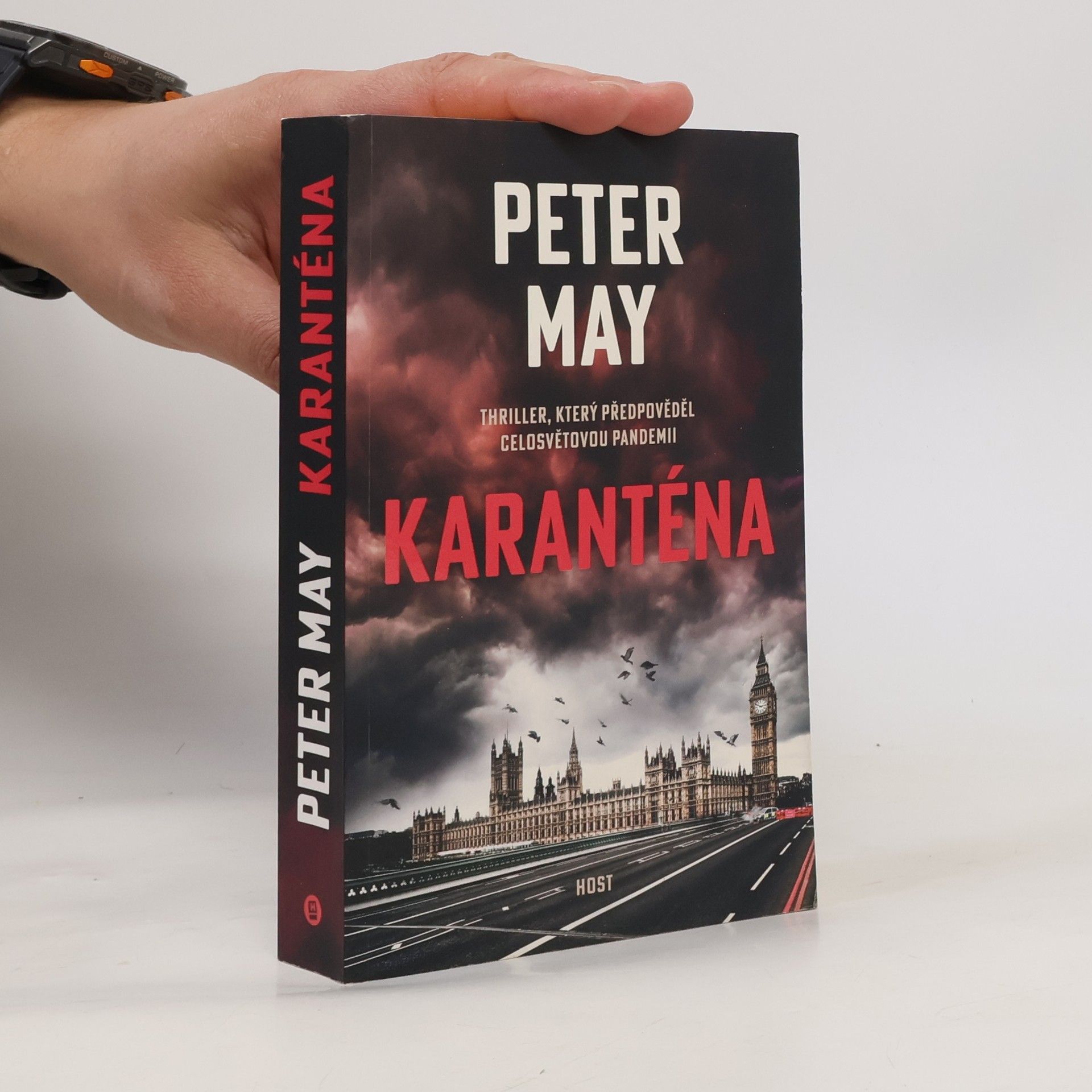 Peter May Karanténa