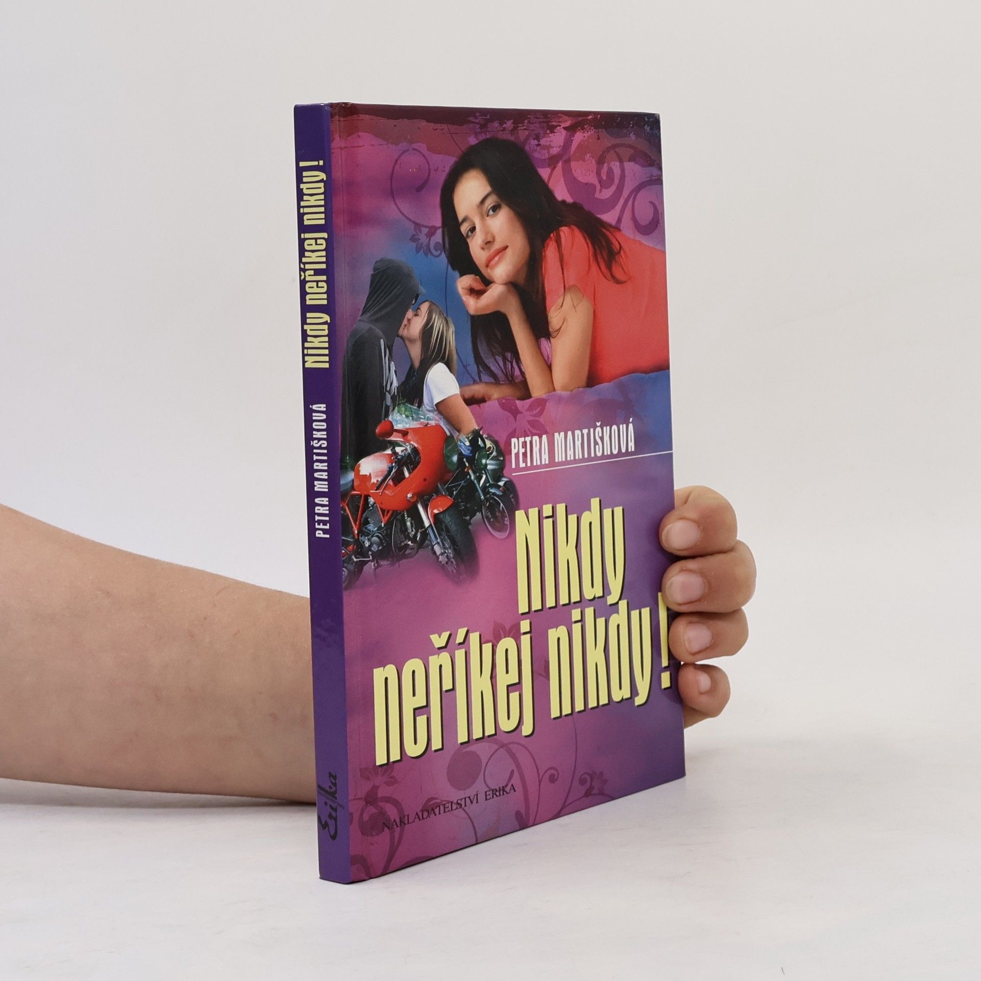 Martišková Petra Nikdy neříkej nikdy!