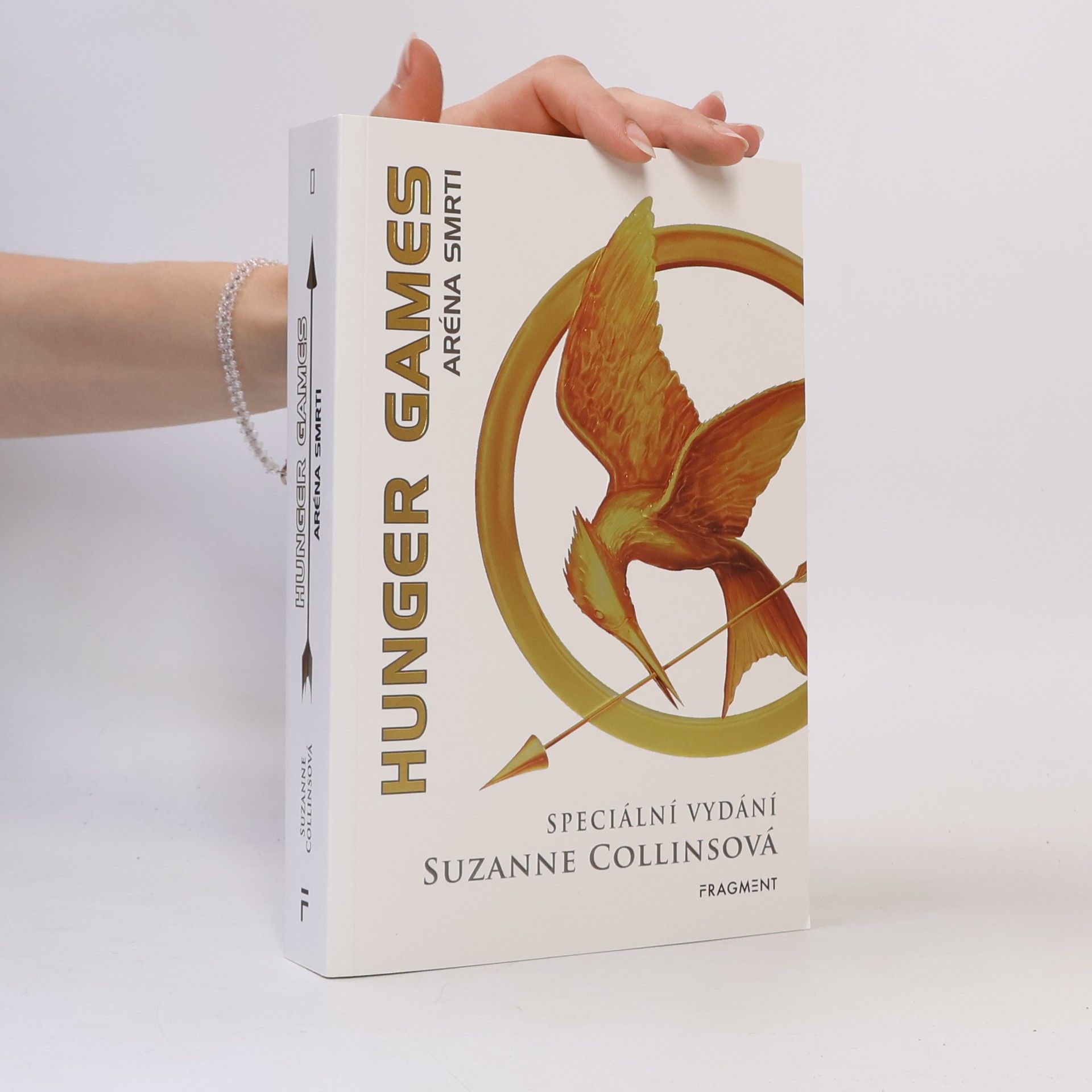 Suzanne Collins Hunger games. Aréna smrti