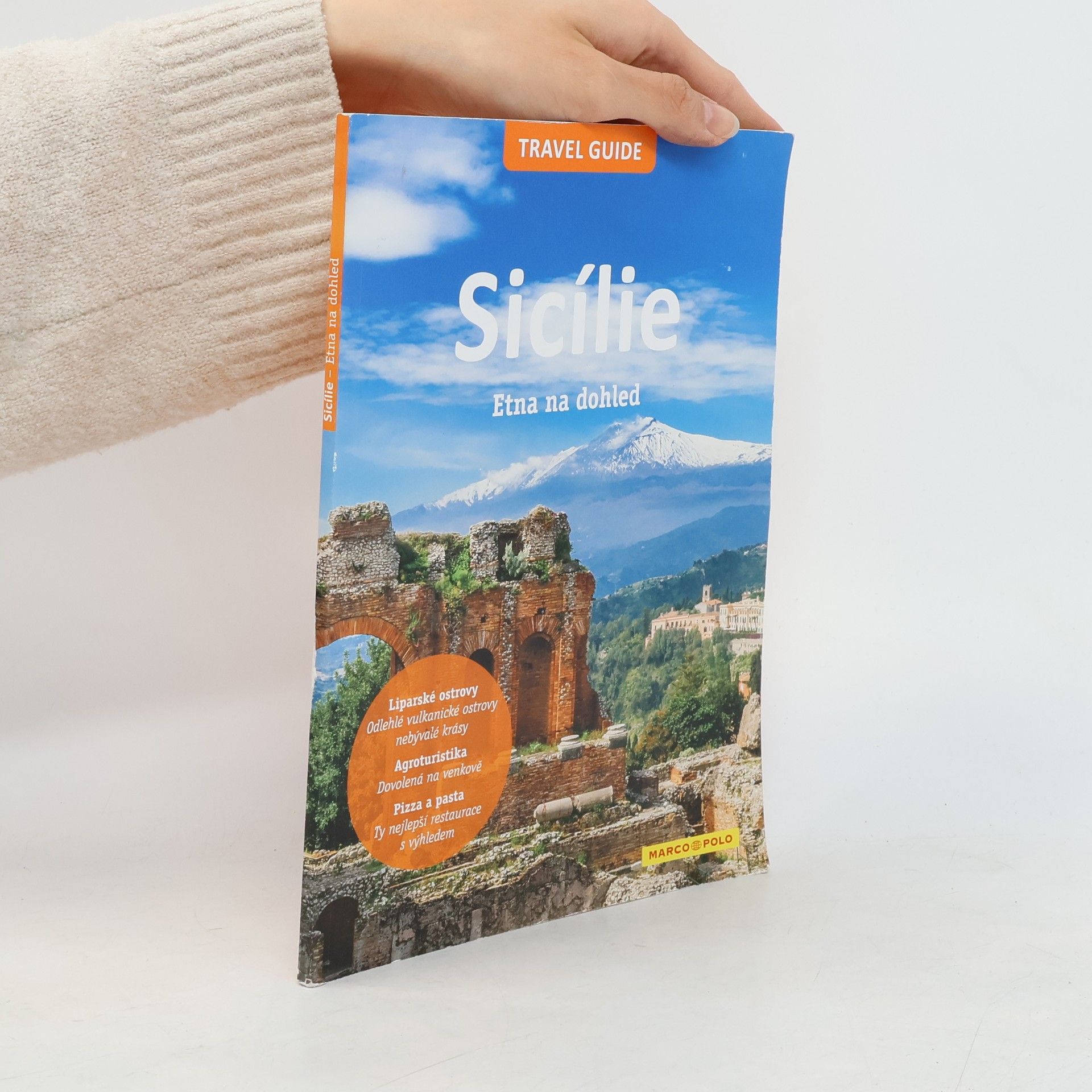 Autorenkollektiv Sicílie. Etna na dohled