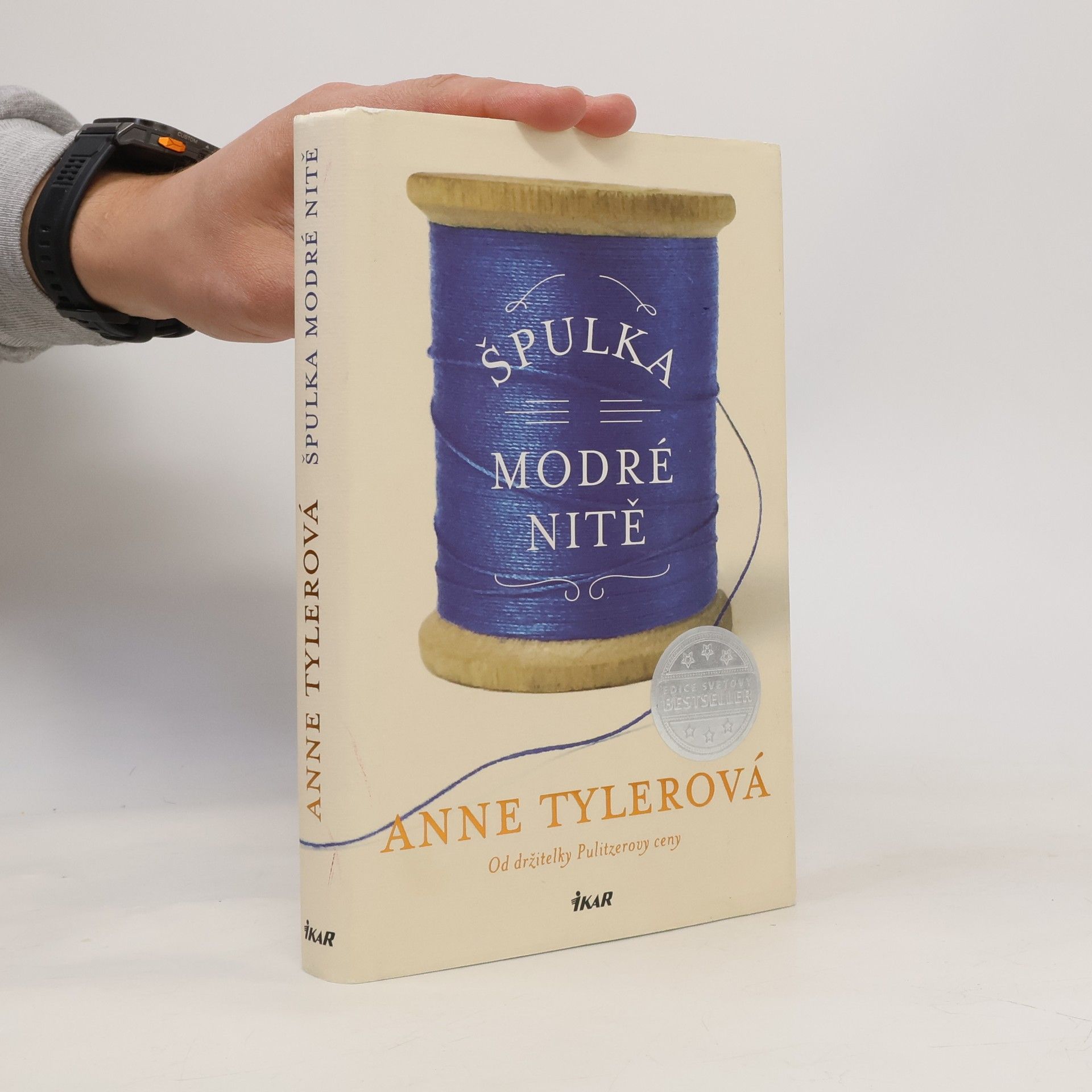 Anne Tyler Špulka modré nitě