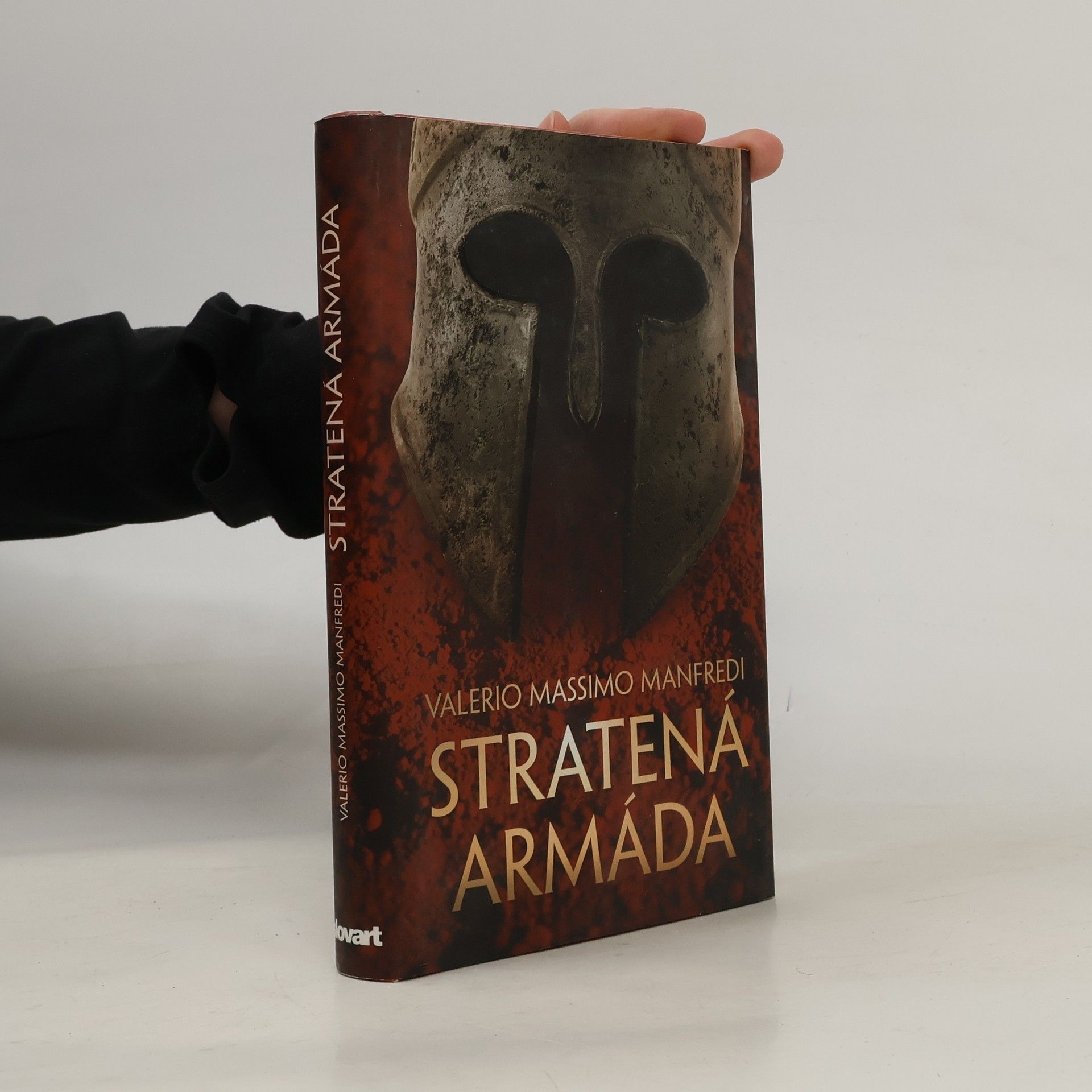 Valerio Massimo Manfredi Stratená armáda