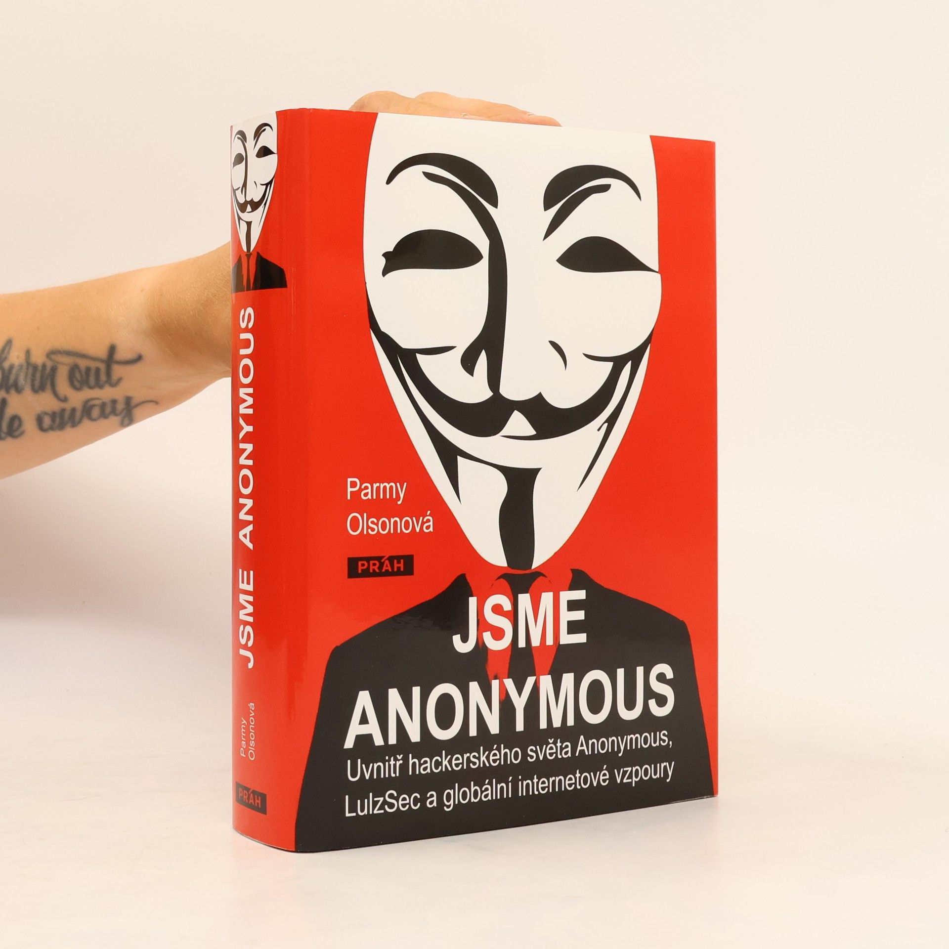 Parmy Olson Jsme Anonymous