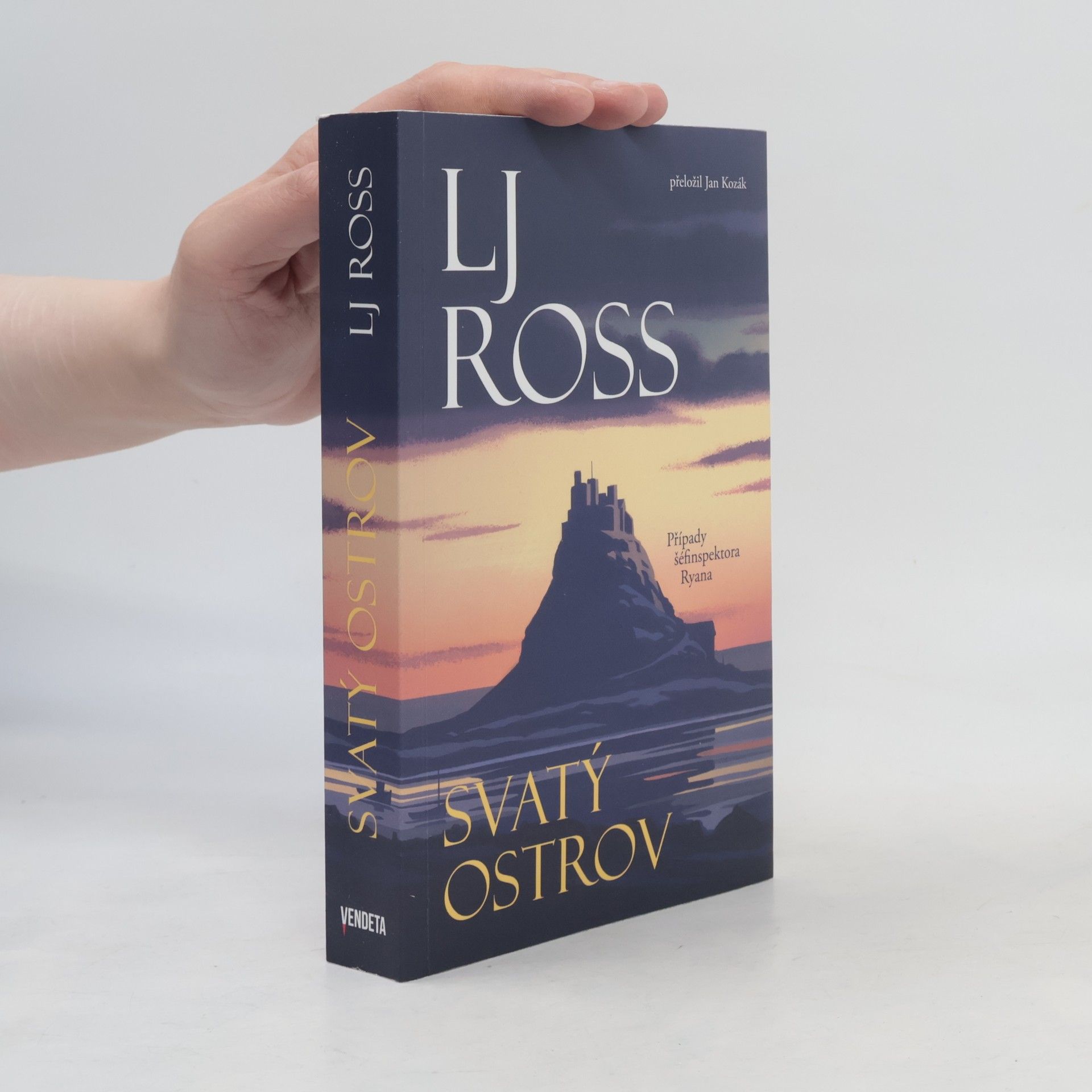 L. J. Ross Svatý ostrov