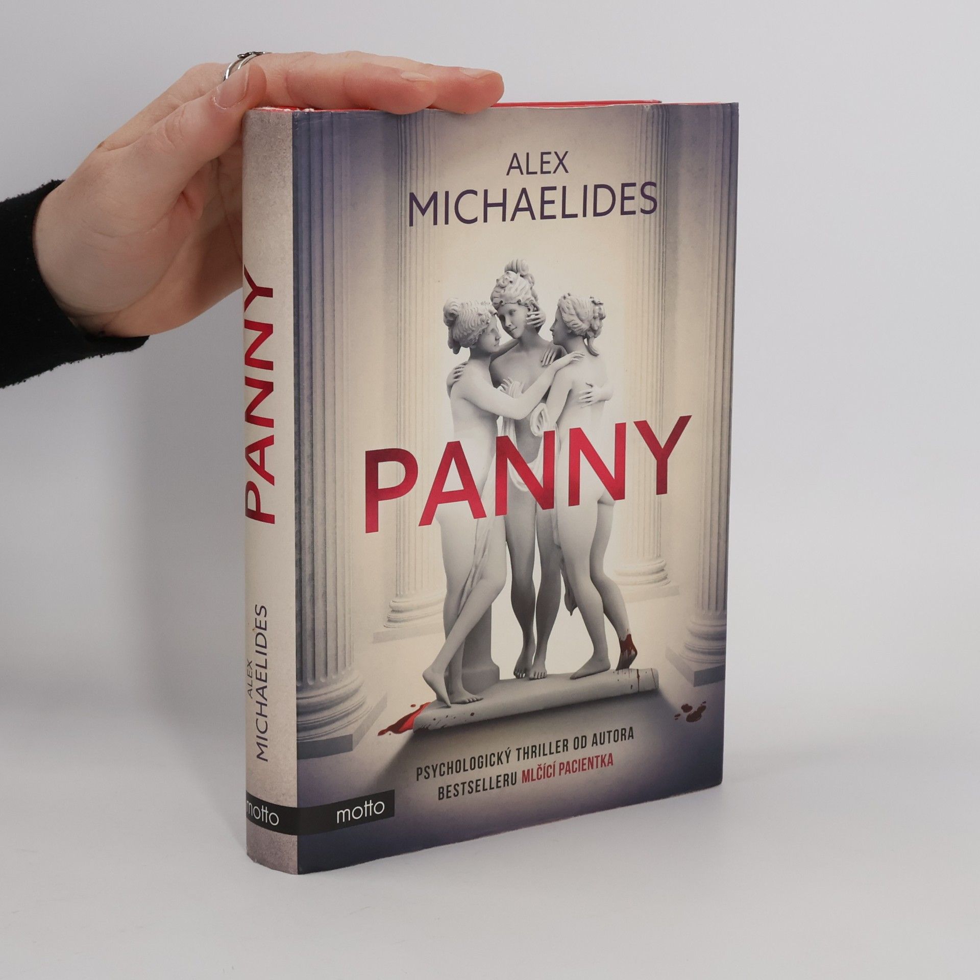 Alex Michaelides Panny