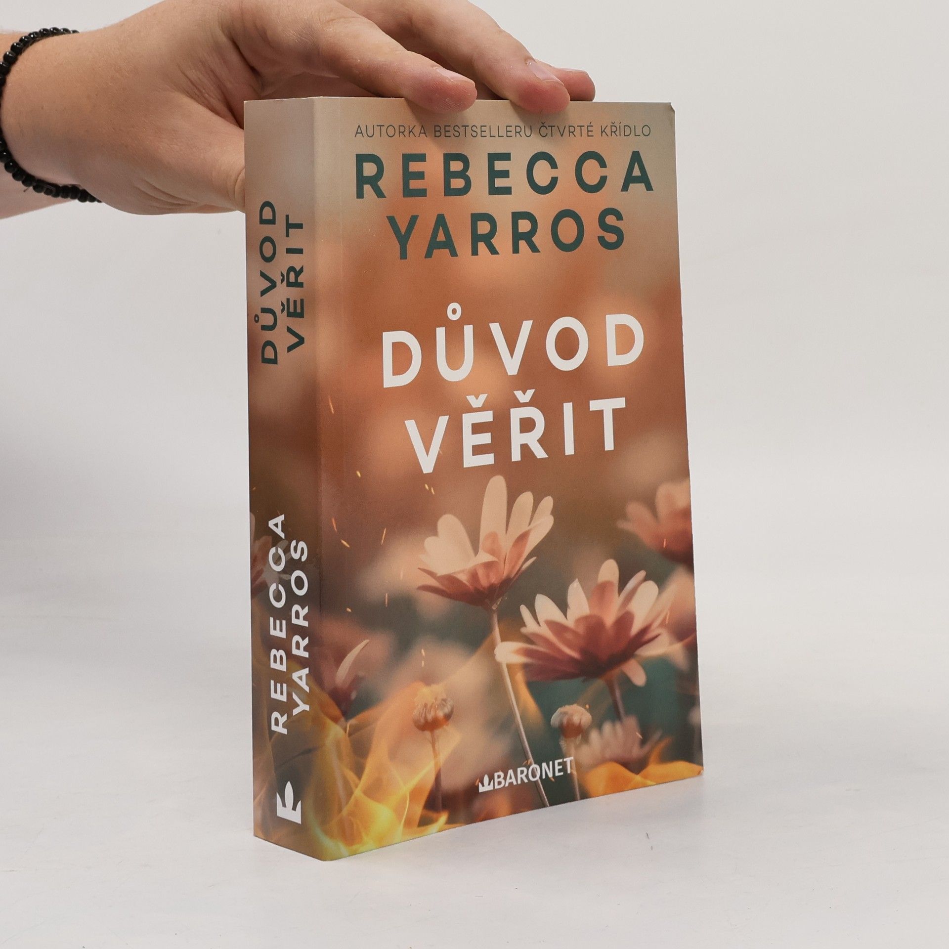 Rebecca Yarros Legacy 1. Důvod věřit