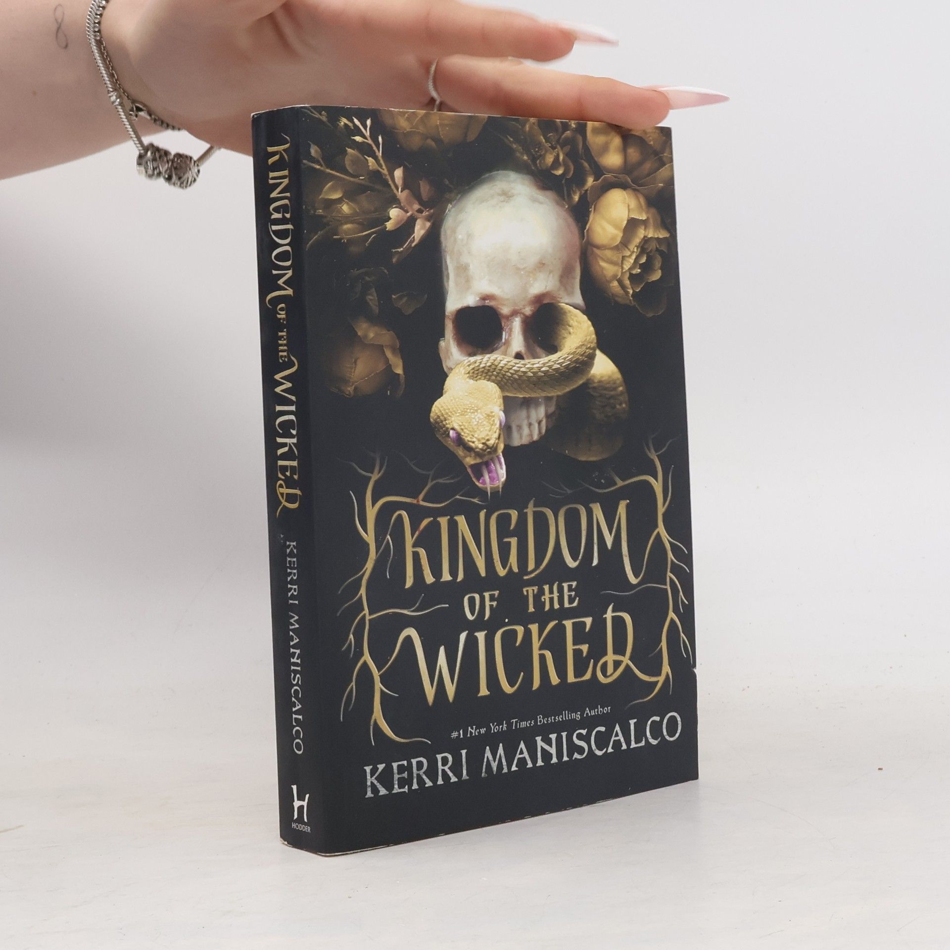 Kerri Maniscalco Kingdom of the Wicked