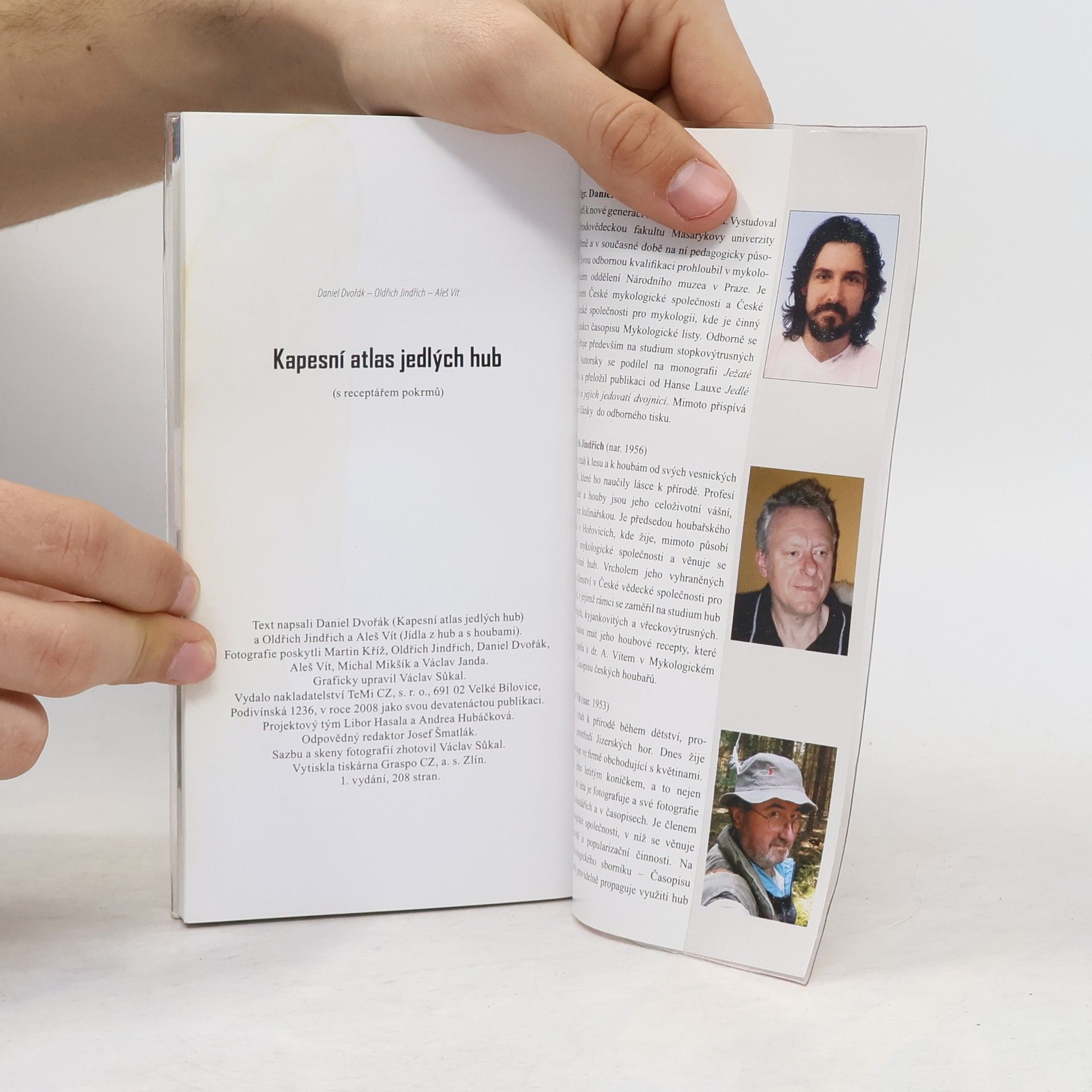 Daniel Dvořák Kapesní atlas jedlých hub
