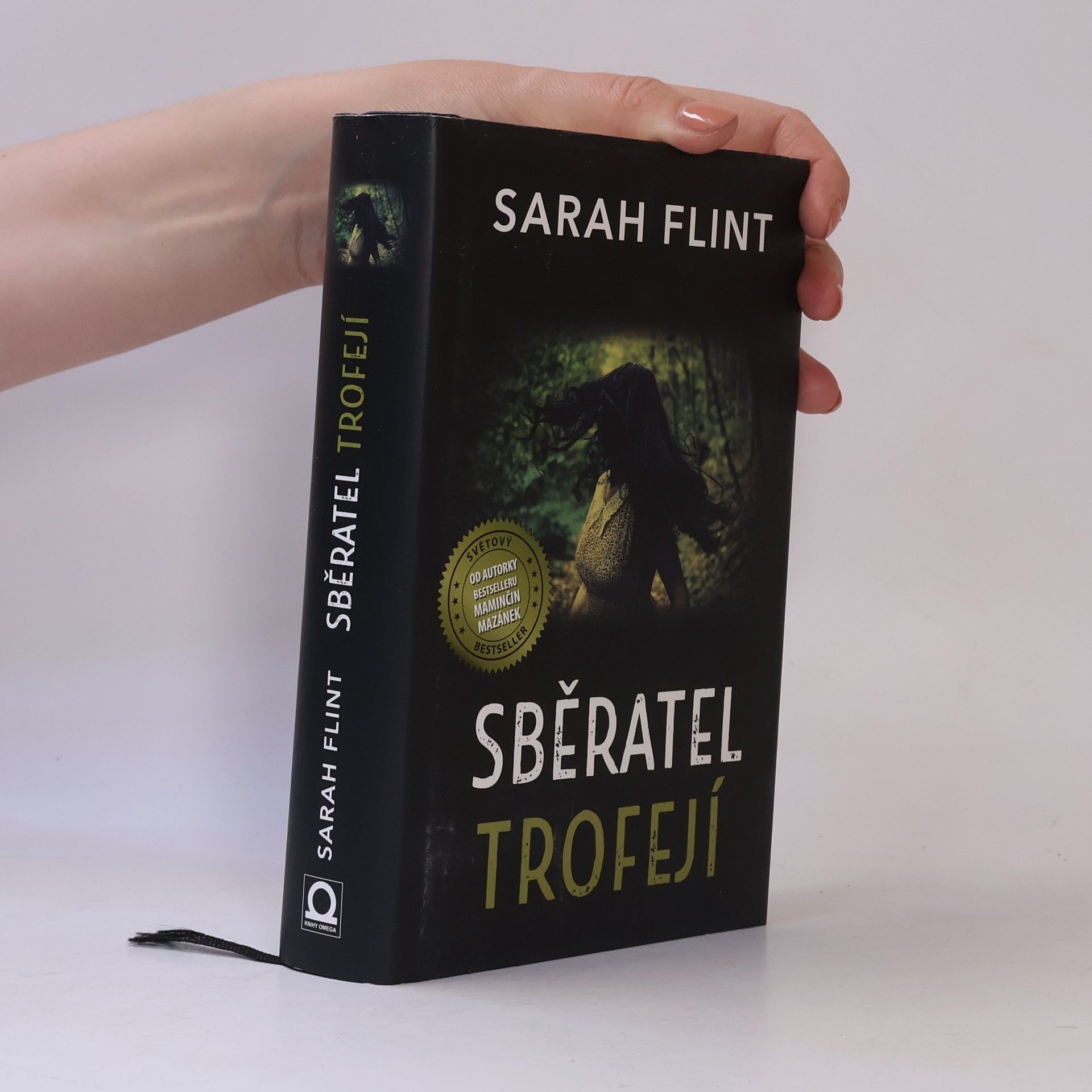 Sarah Flint Sběratel trofejí