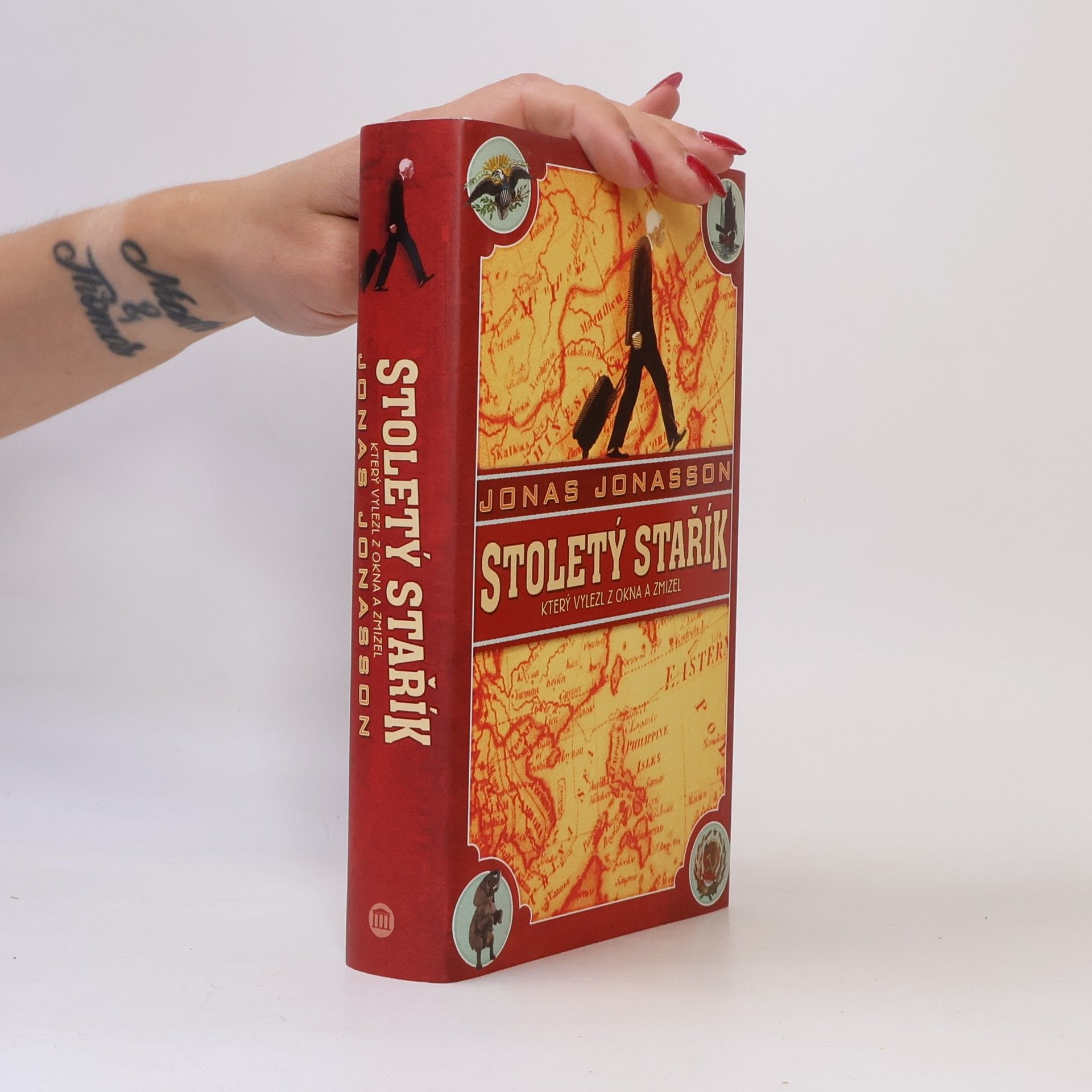 Jonas Jonasson Stoletý stařík, který vylezl z okna a zmizel