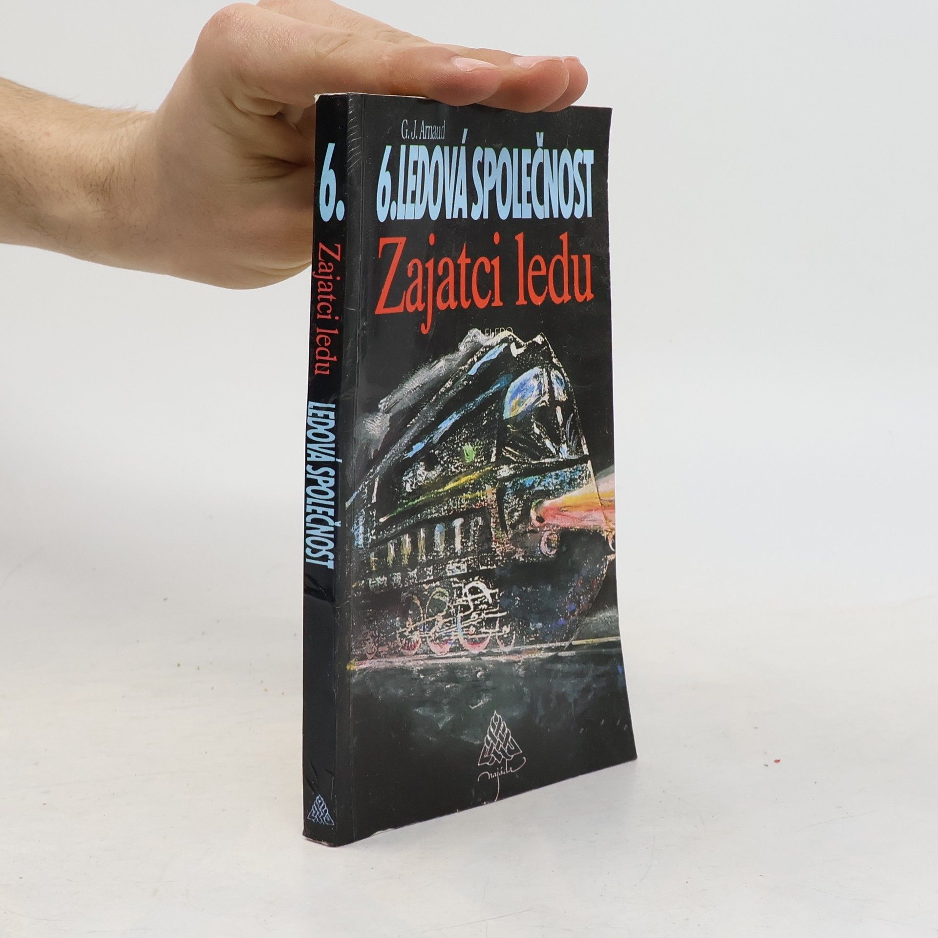 Ledová společnost. 6, Zajatci ledu