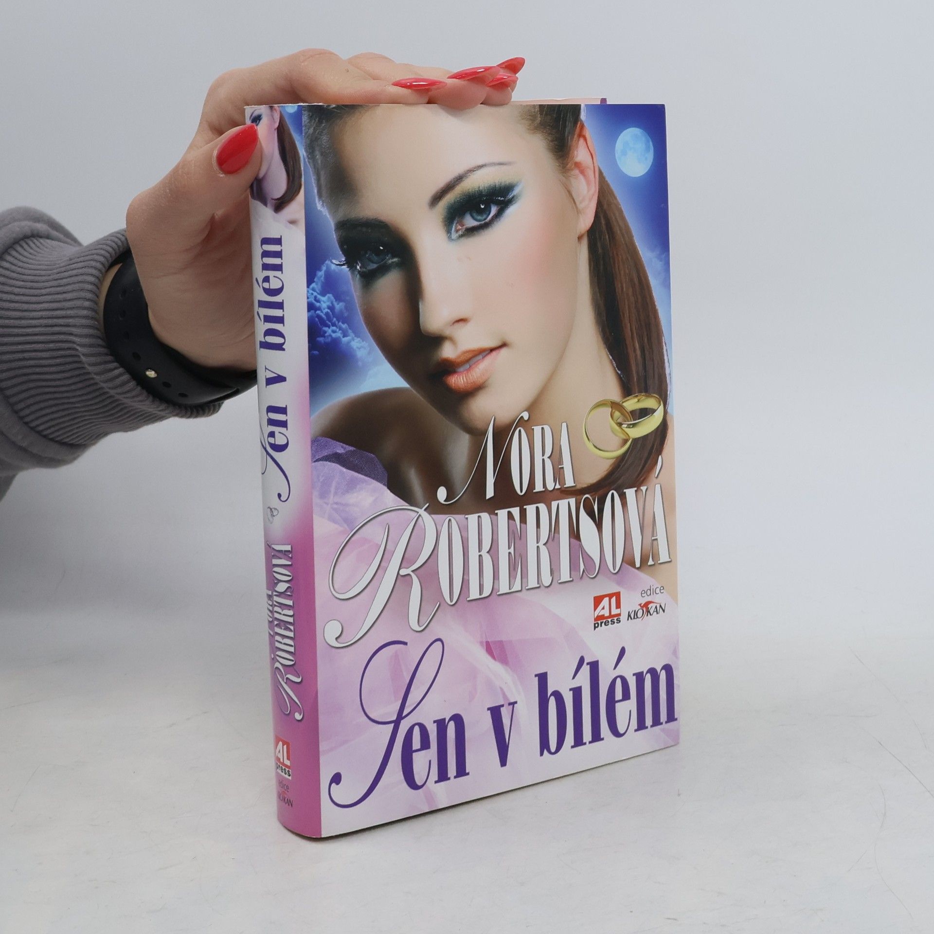 Nora Roberts Sen v bílém