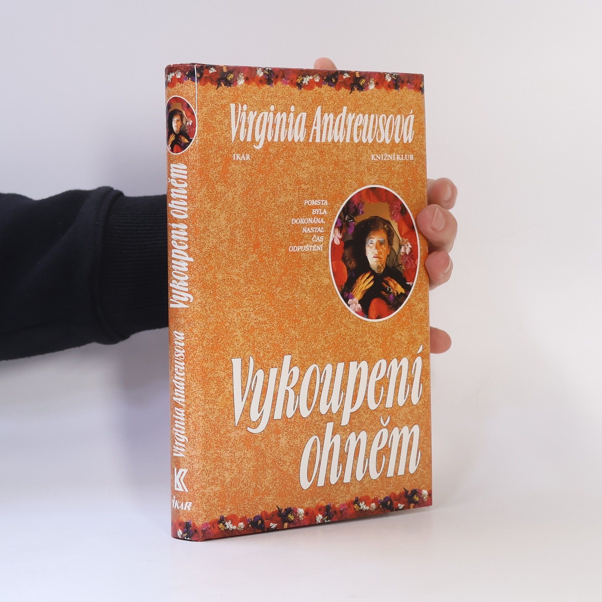 V. C. Andrews Vykoupení ohněm
