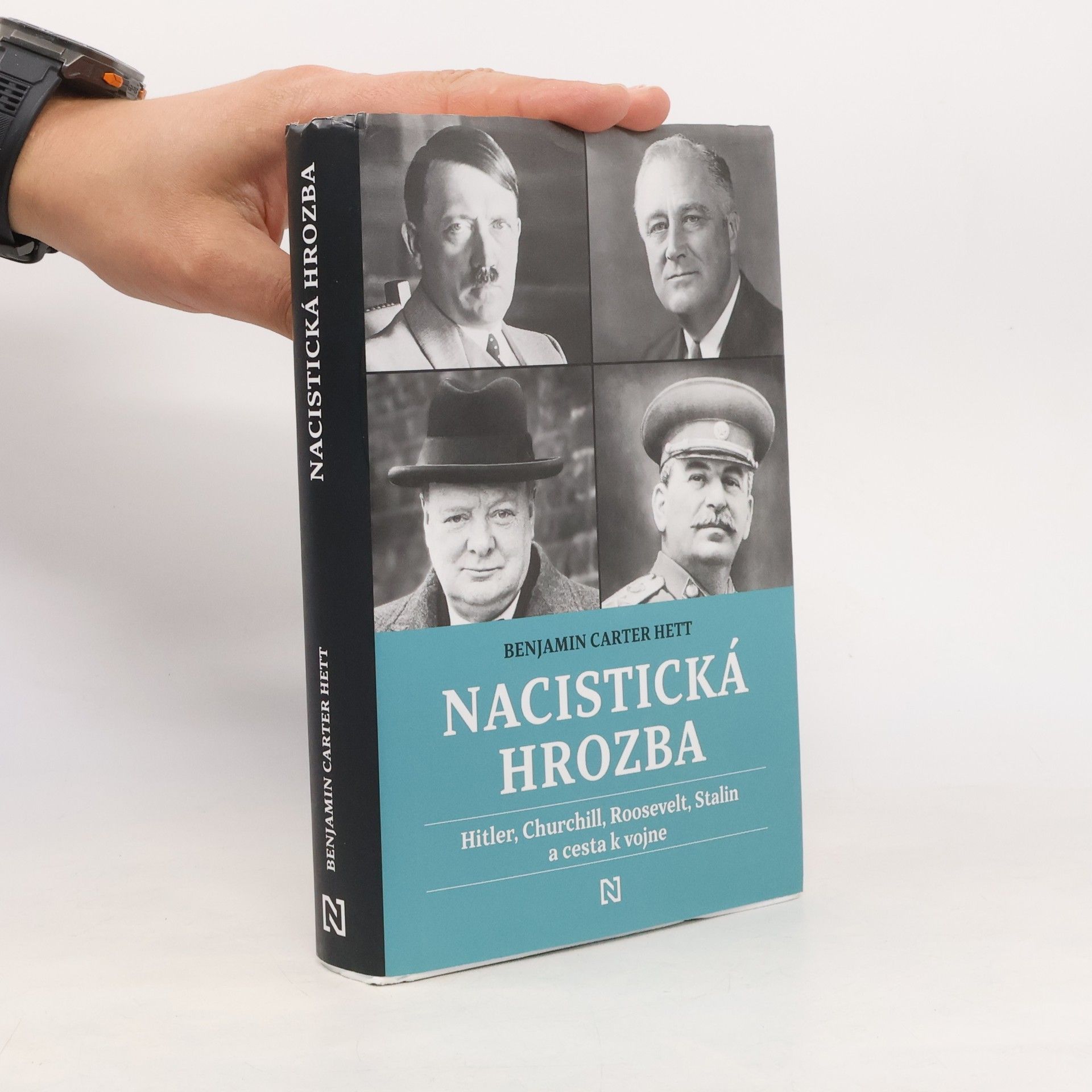 Benjamin Carter Hett Nacistická hrozba