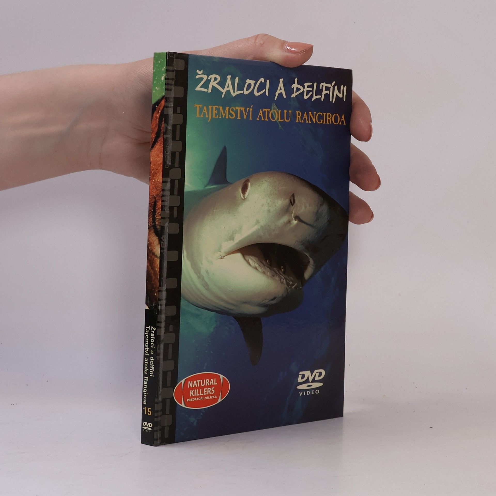 Autorenkollektiv Žraloci a delfíni