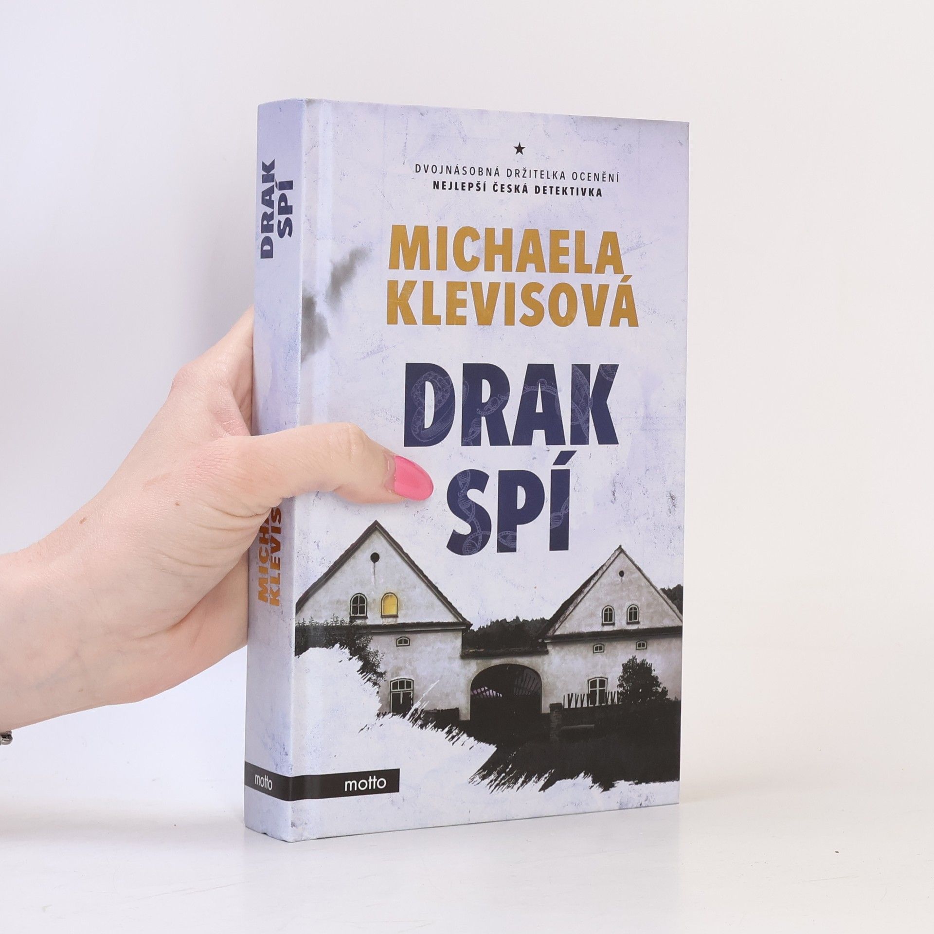 Drak spí