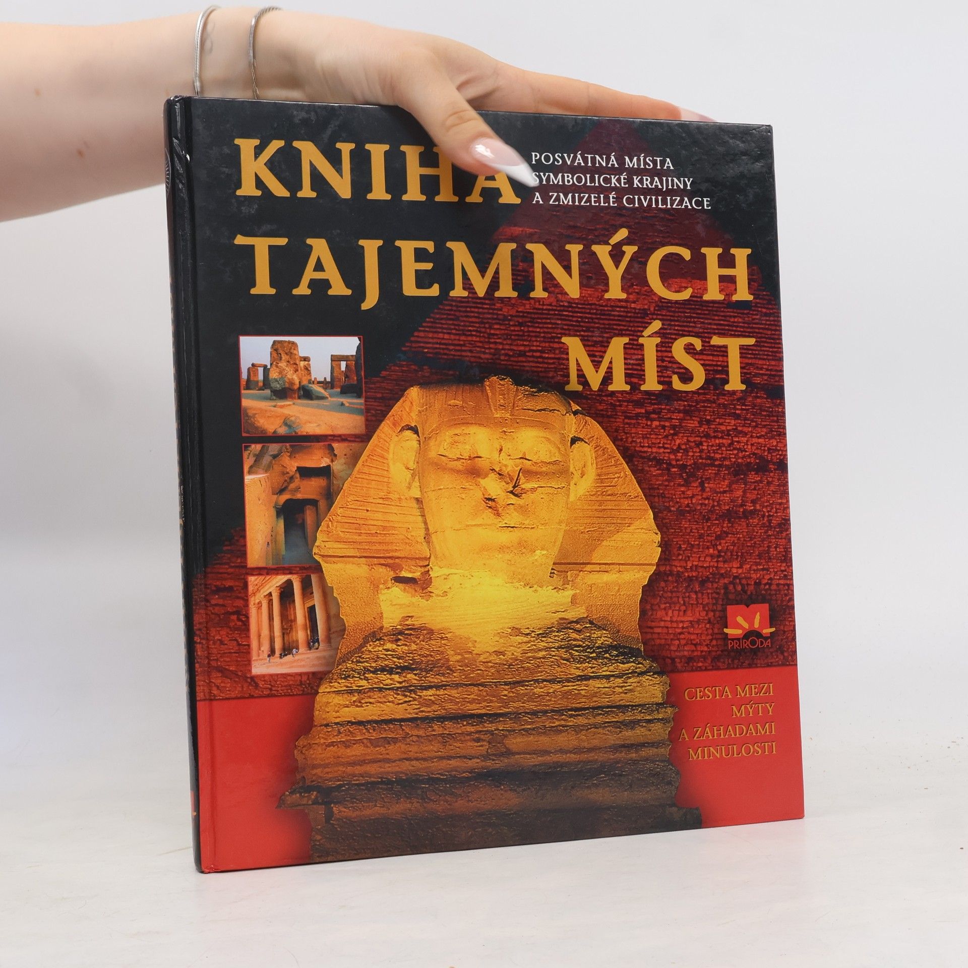 Enzo Bernardini Kniha tajemných míst