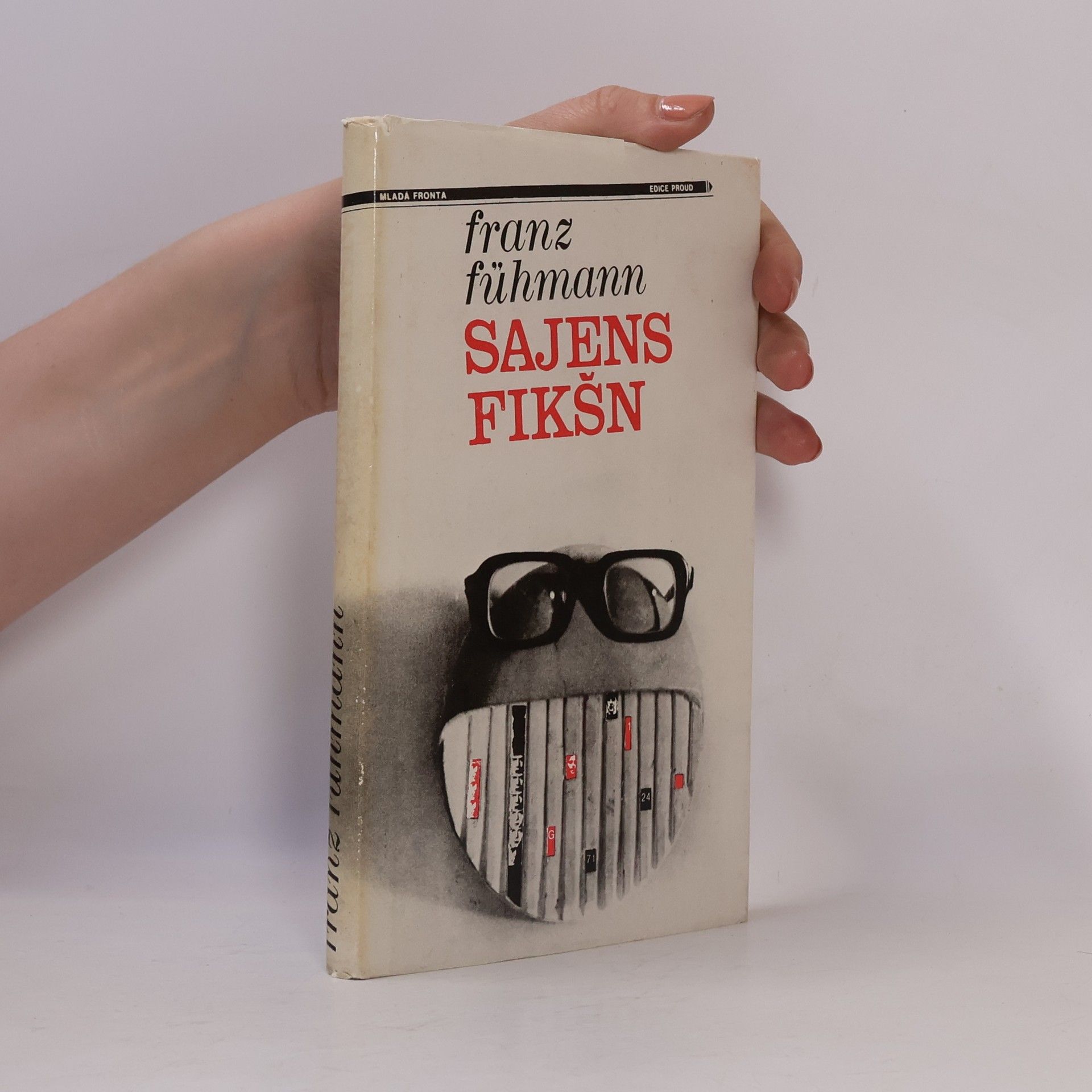 Sajens Fikšn