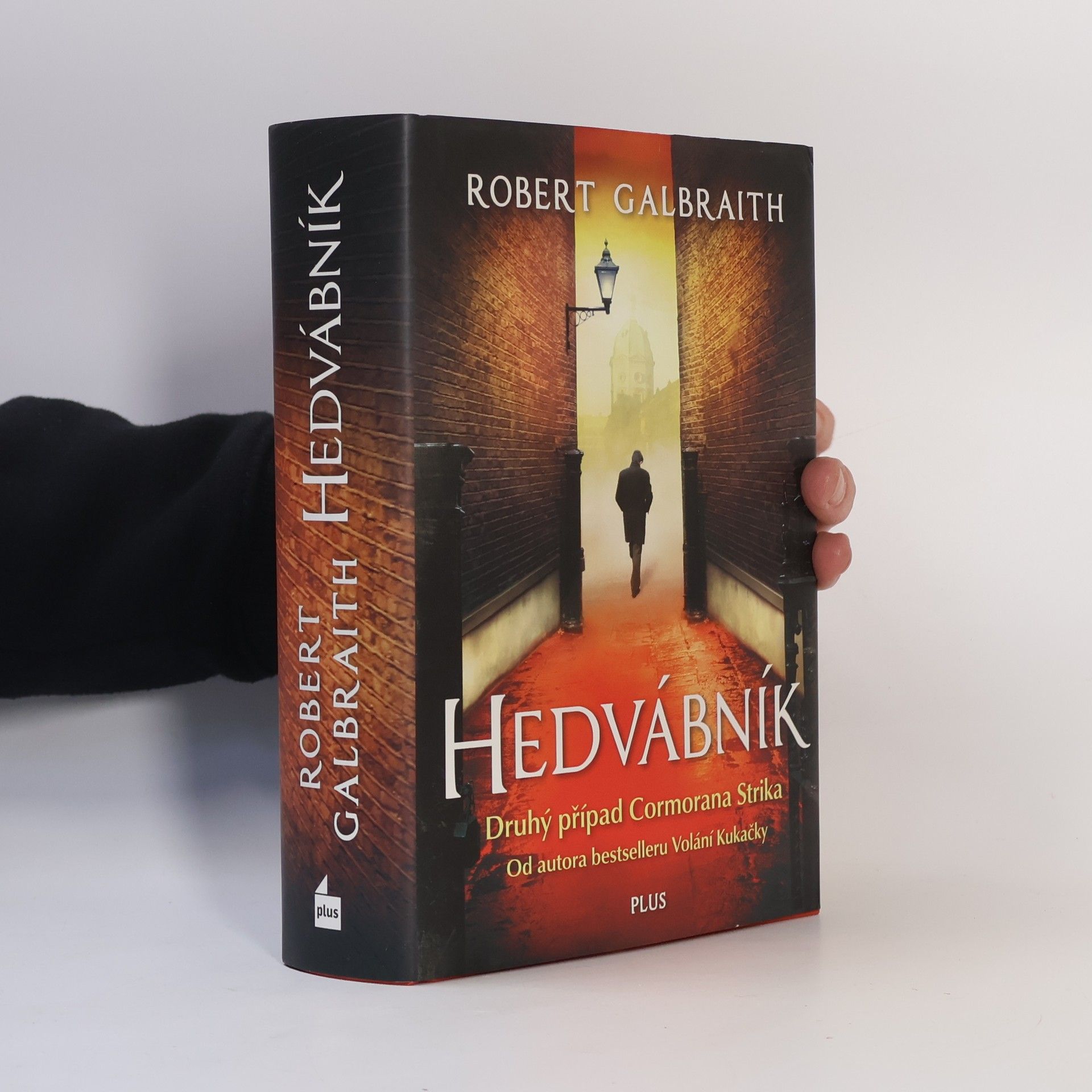 J. K. Rowling Hedvábník