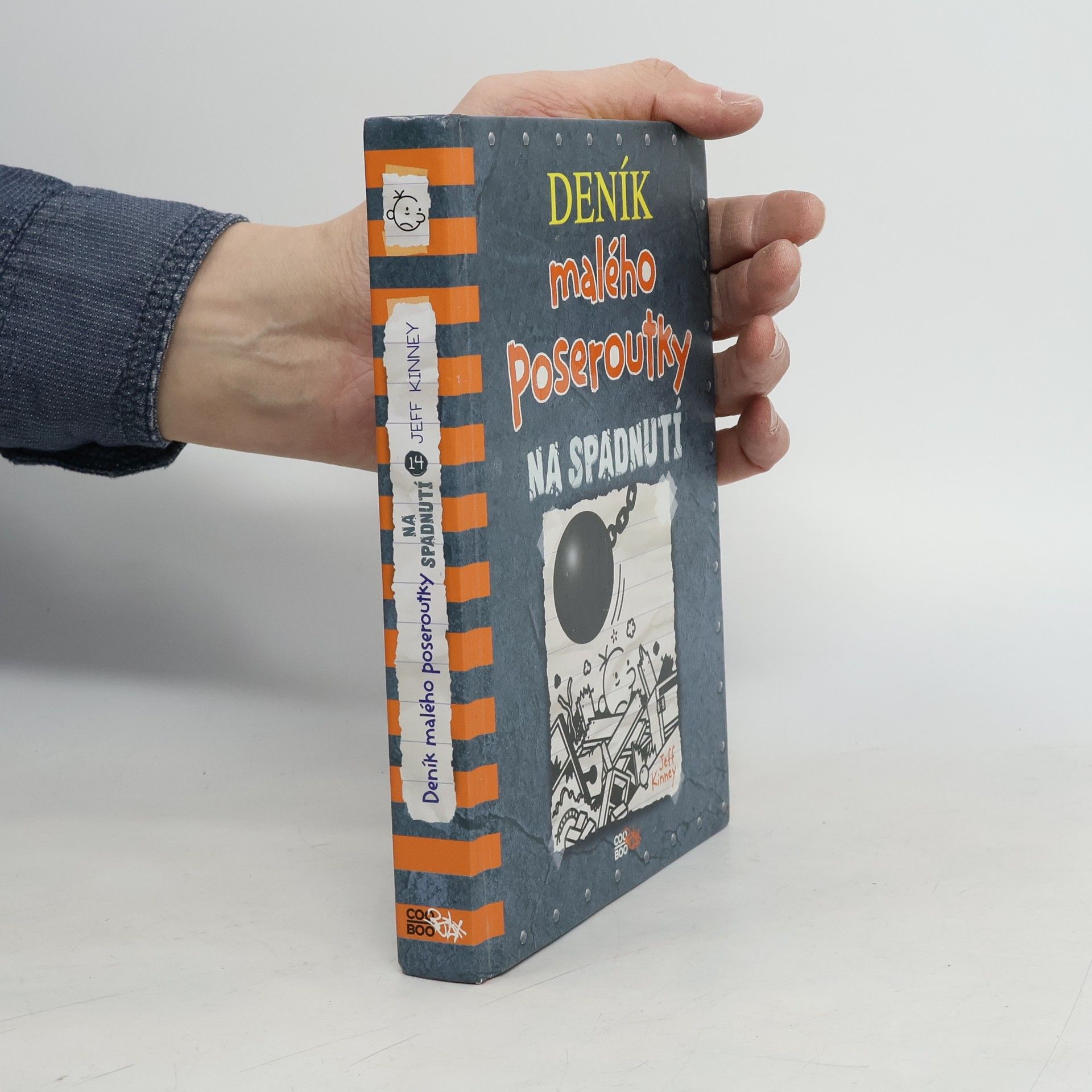 Jeff Kinney Deník malého poseroutky 14. Na spadnutí