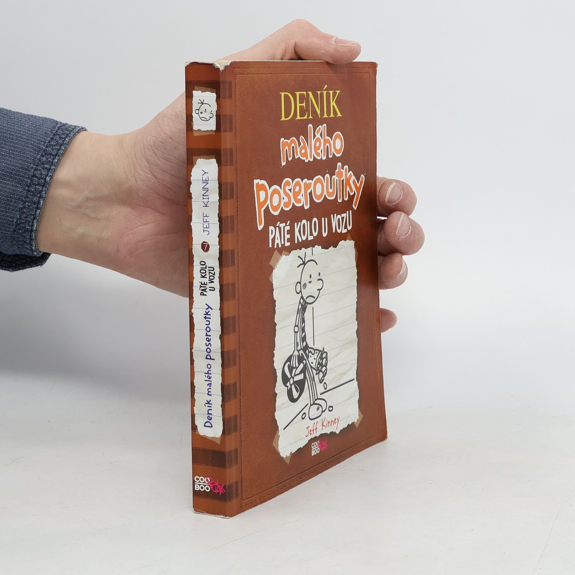Jeff Kinney Deník malého poseroutky 7. Páté kolo u vozu