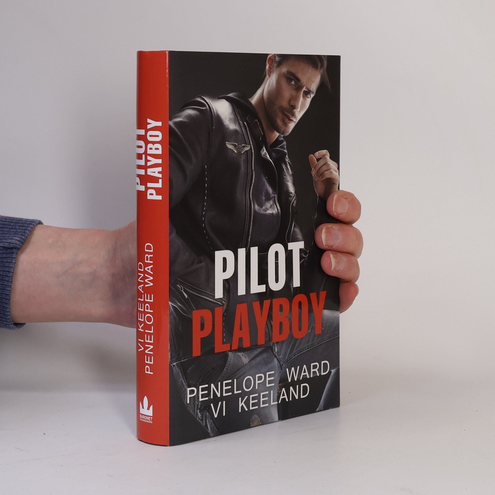 Vi Keeland Pilot playboy
